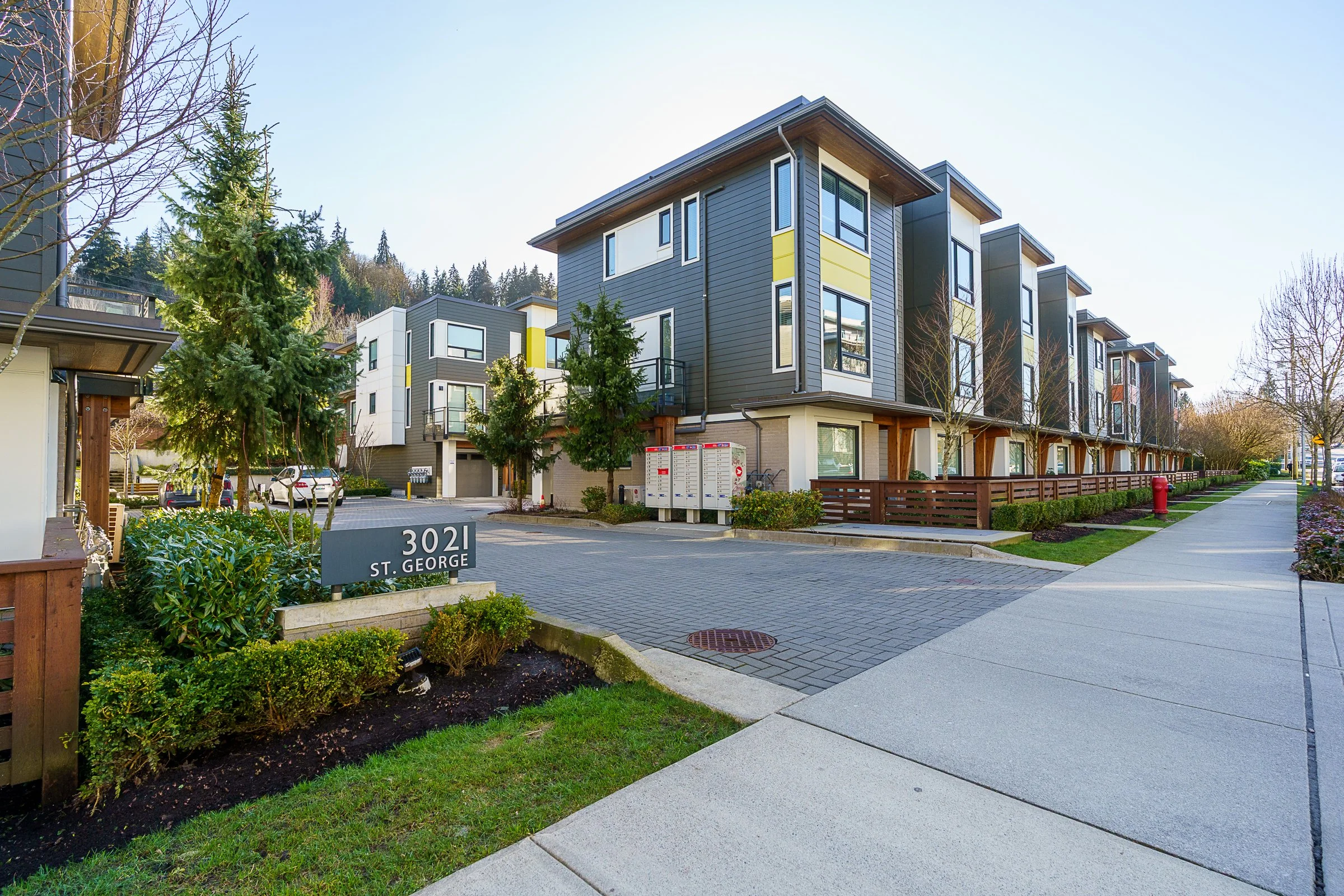 Port-Moody-Townhome-Carolyn-Pogue-Best-Port-Moody-Real-Estate-Agent-101-3021-St-George-Street-Port-Moody-1.jpg