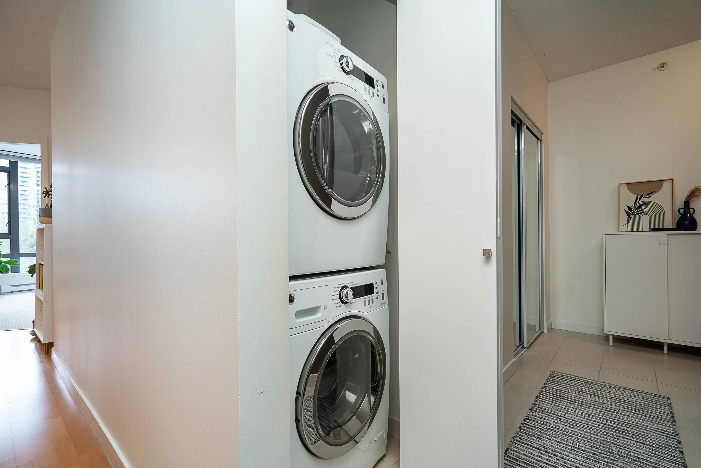504-400-Capilano-Road-Port-Moody-Carolyn-Pogue-Best-Port-Moody-Real-Estate-Agent-Suter-Brook-Village-17.jpg