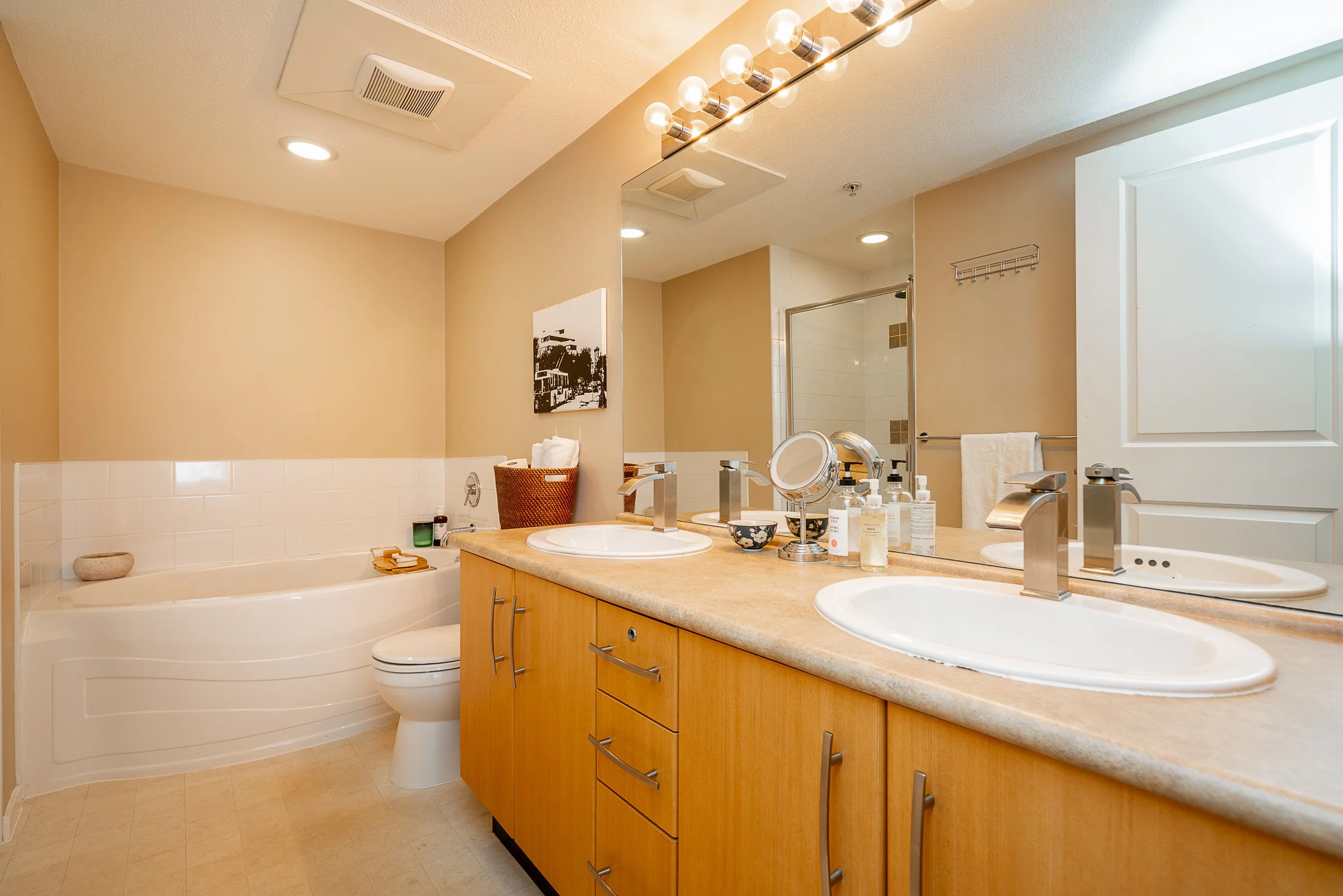 107-300-Klahanie-Drive-Port-Moody-Carolyn-Pogue-Best-Port-Moody-Real-Estate-Agent-Klahanie-Condo-22.jpg