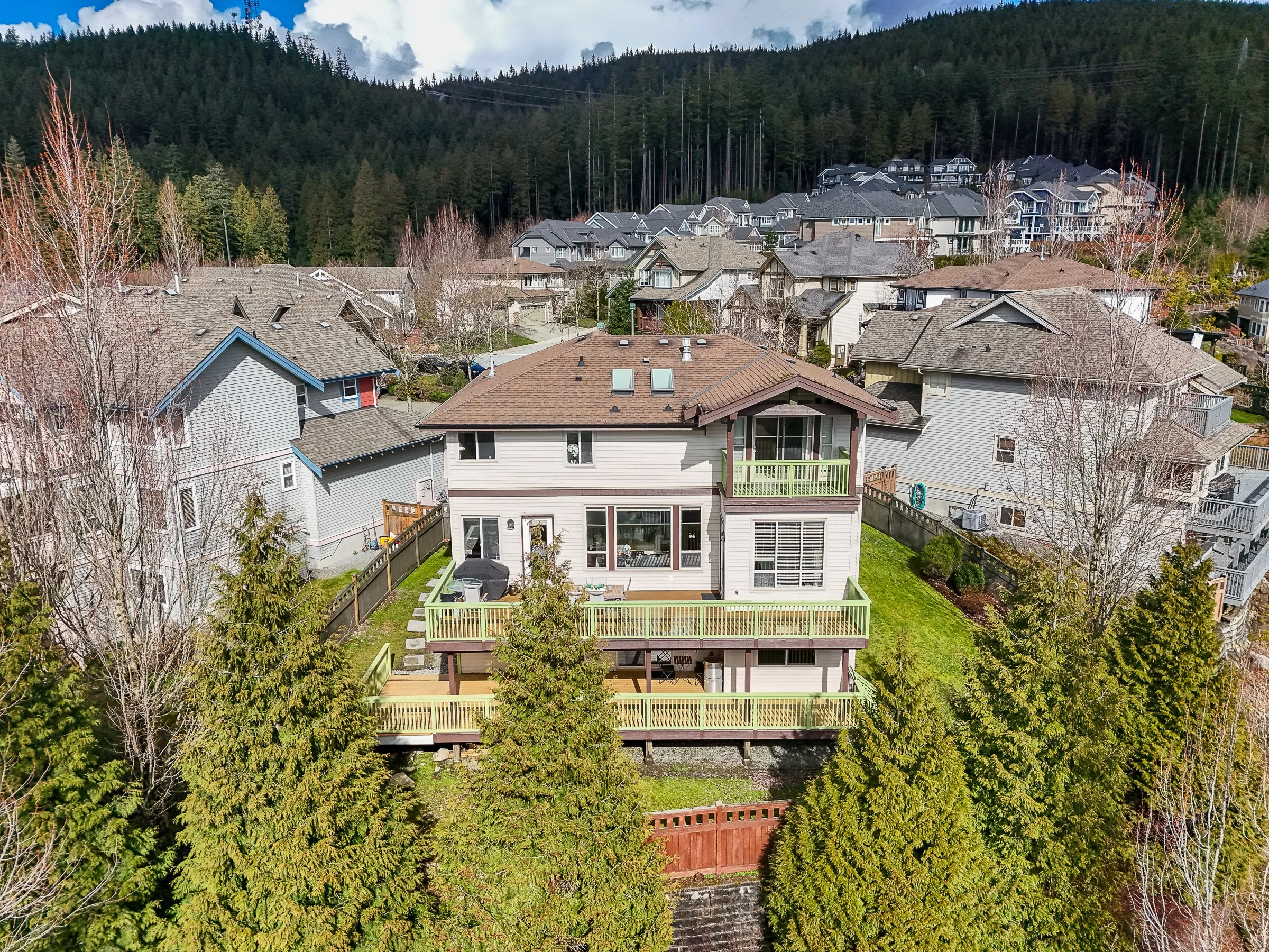 113-Cranberry-Court-Heritage-Woods-Port-Moody-Carolyn-Pogue-Best-Port-Moody-Real-Estate-Agent-22.jpg