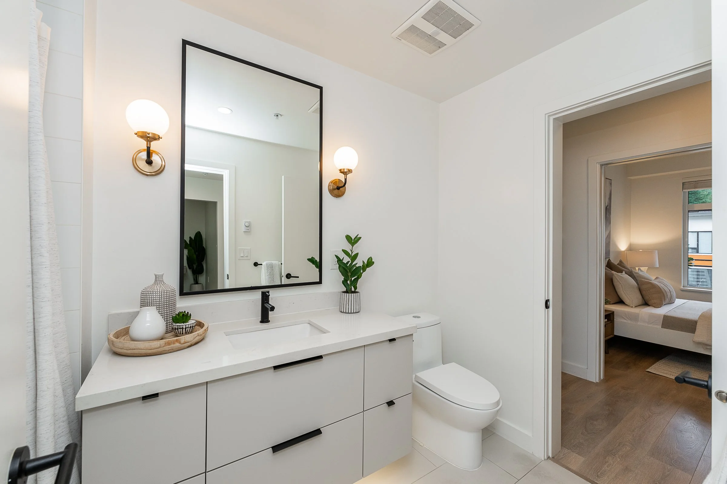 309-3038-St-George-Street-Carolyn-Pogue-Top-Port-Moody-Real-Estate-Agent-24.jpg