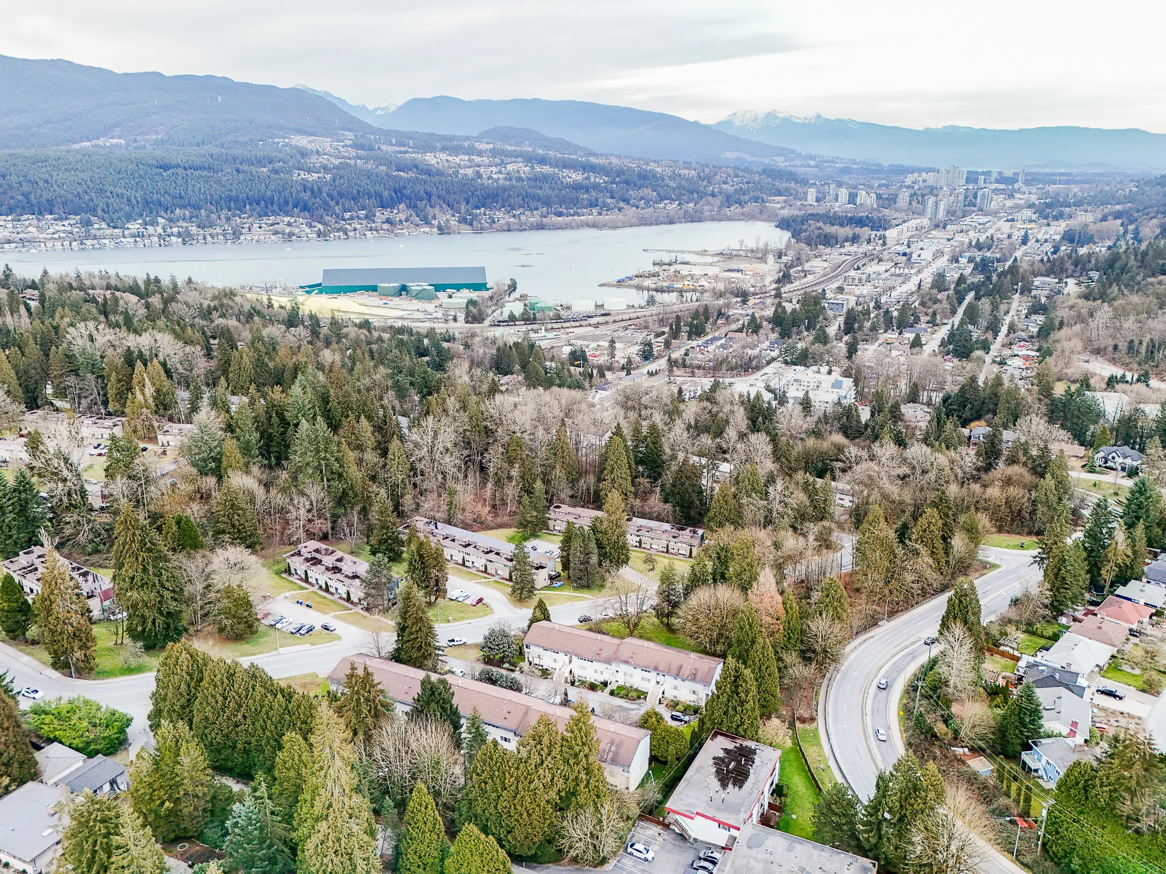 1057-Cecile-Drive-College-Park-Port Moody-Carolyn-Pogue-Port-Moody-Real-Estate-Agent-41.jpg