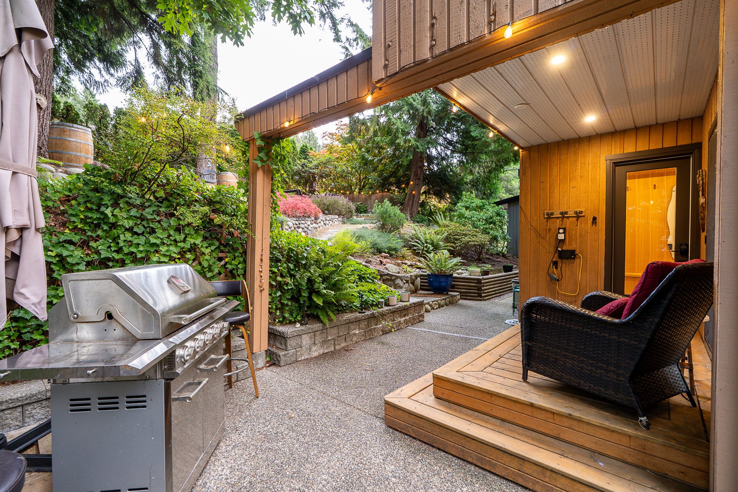 159-Roe-Drive-Port-Moody-Carolyn-Pogue-Best-Port-Moody-Real-Estate-Agent-26.jpg