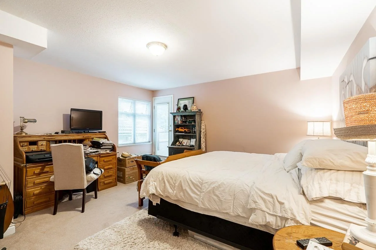 70-Shoreline-Circle-College-Park-Townhome-Port-Moody-Carolyn-Pogue-Top-Port-Moody-Real-Estate-Agent-18.jpeg