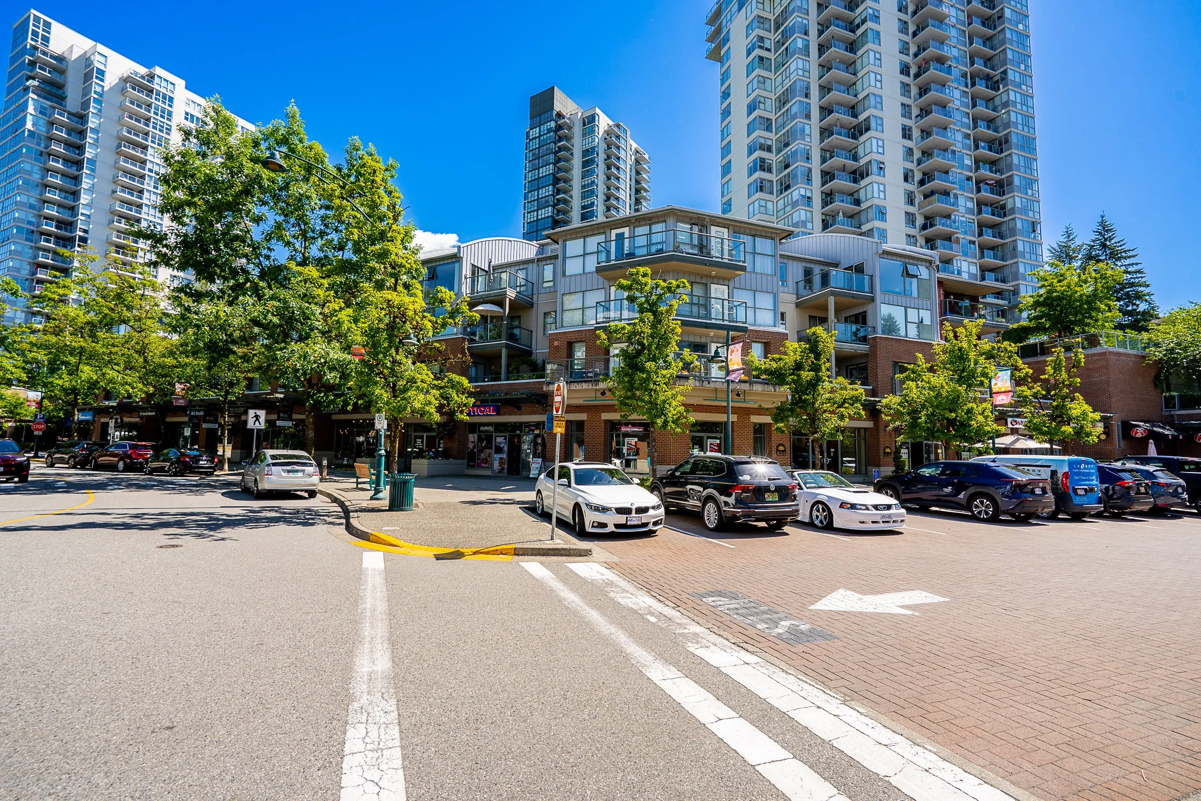 204-260-Newport-Drive-Port-Moody-Carolyn-Pogue-Best-Port-Moody-Real-Estate-Agent-34.jpg