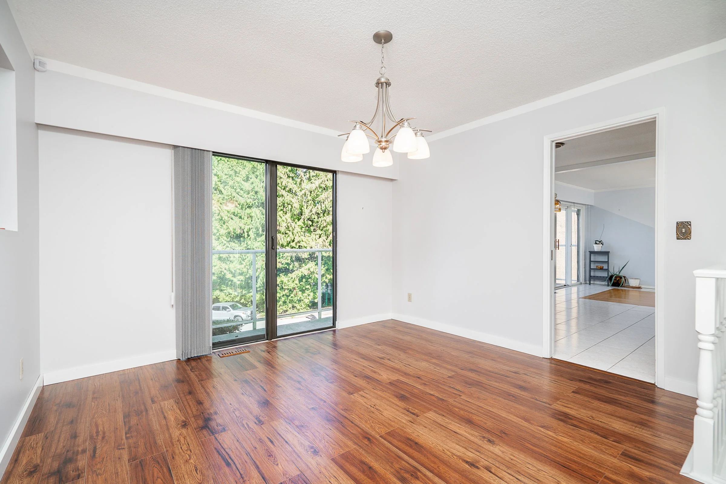 5-Tuxedo-Place-Port-Moody-Carolyn-Pogue-Best-Port-Moody-Real-Estate-Agent-5.jpg