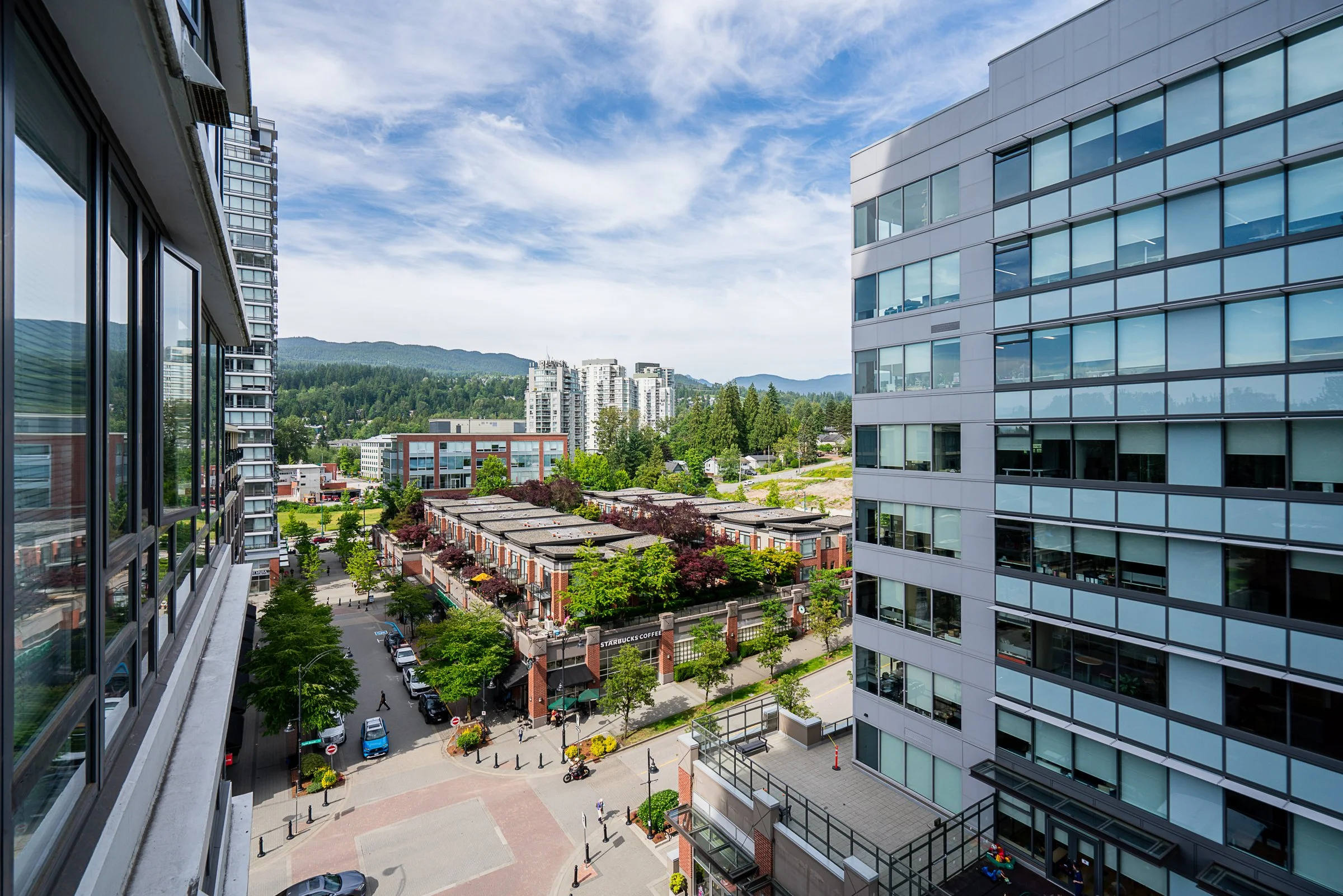 709-400-Capilano-Road-Suter-Brook-Village-Port-Moody-Carolyn-Pogue-Best-Port-Moody-Real-Estate-Agent-37.jpg