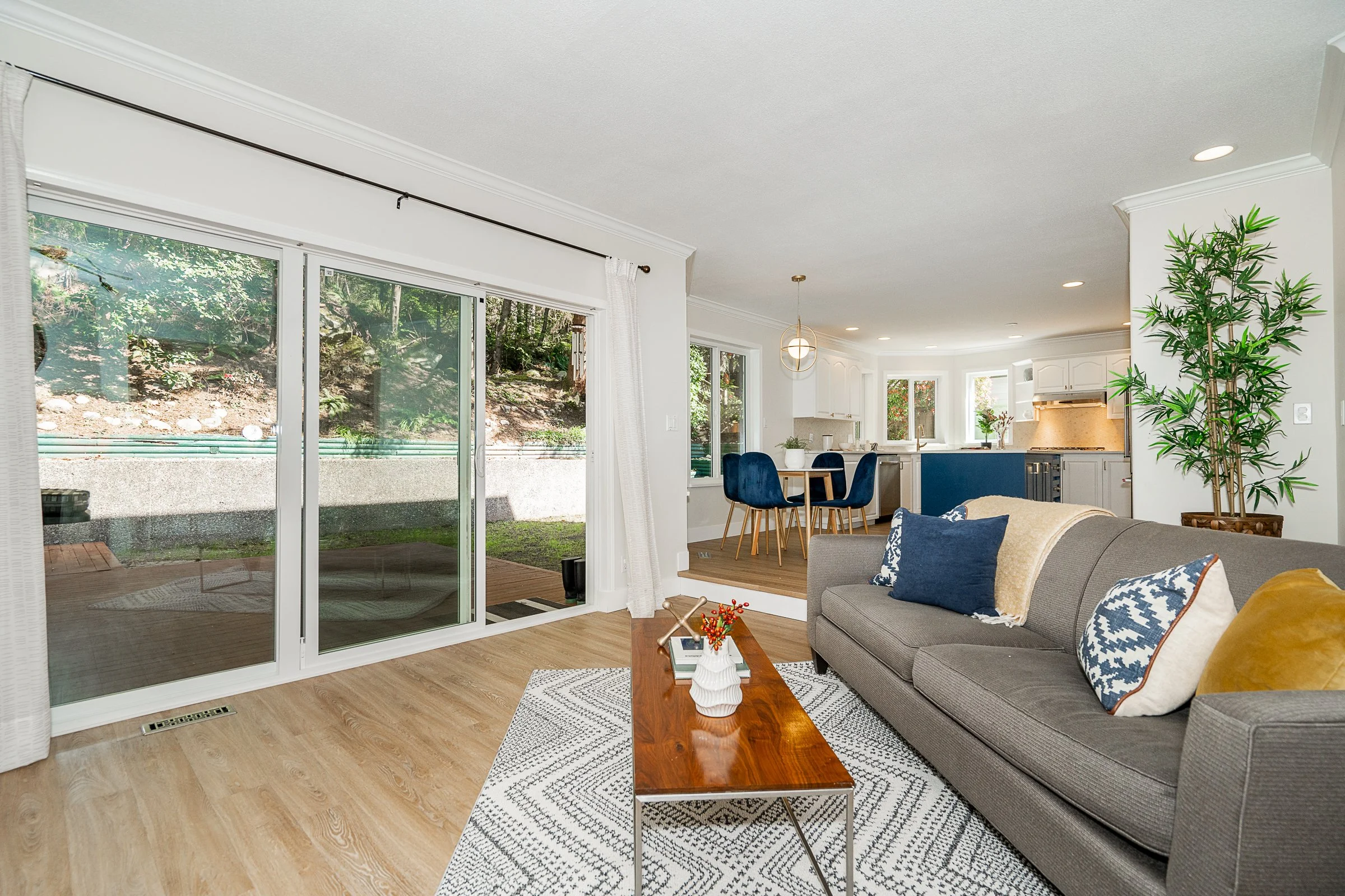 12-Flavelle-Drive-Port-Moody-Homes-For-Sale-Carolyn-Pogue-Port-Moody-Real-Estate-Agent-13.jpg
