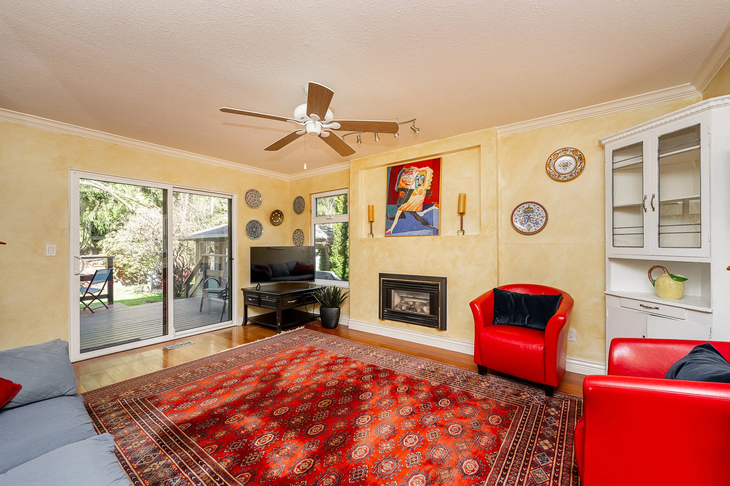 25-Ravine-Drive-Heritage-Mountain-Port-Moody-Carolyn-Pogue-Best-Port-Moody-Real-Estate-Agent-16.jpg