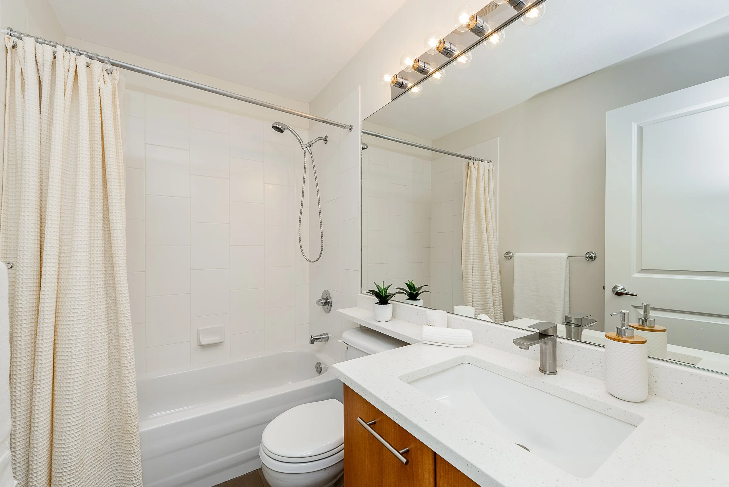 88-100-Klahanie-Drive-Port-Moody-Carolyn-Pogue-Best-Port-Moody-Real-Estate-Agent-23.jpg