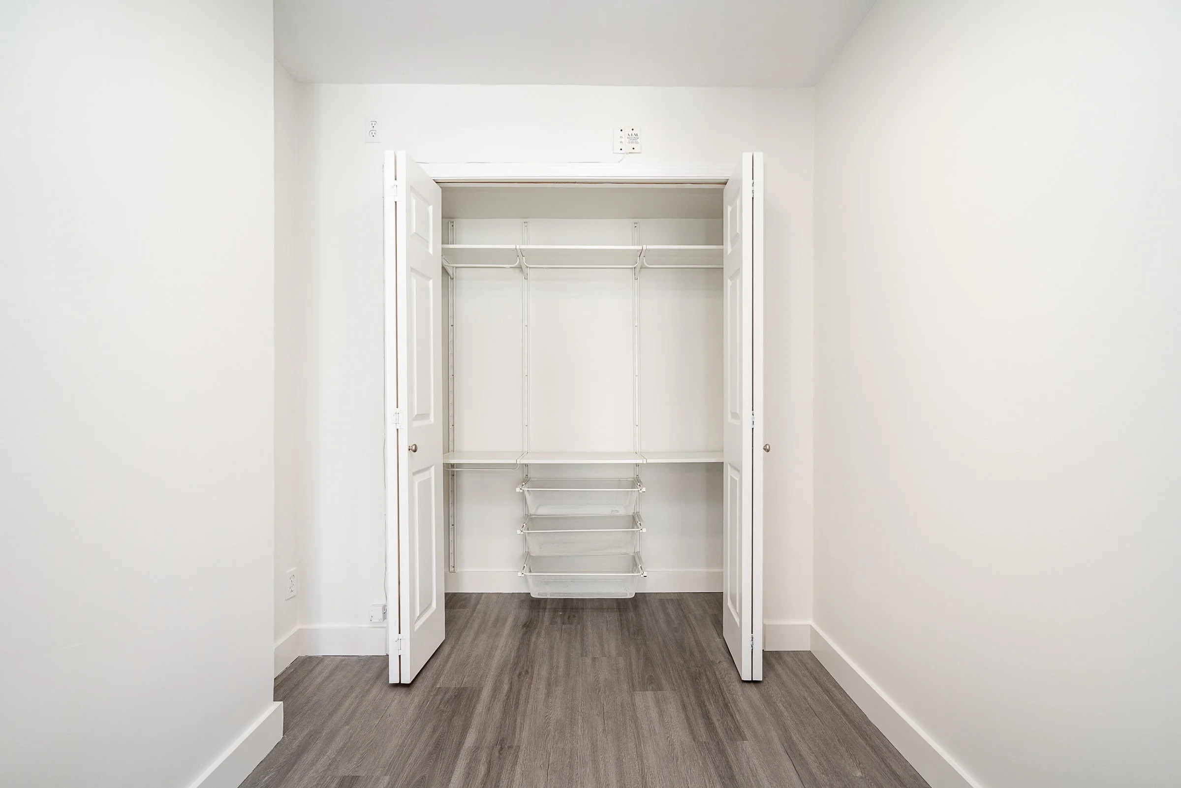 Newport-Village-Condo-1602-200-Newport-Drive-Port-Moody-Carolyn-Pogue-Best-Port-Moody-Real-Estate-Agent-14.jpg