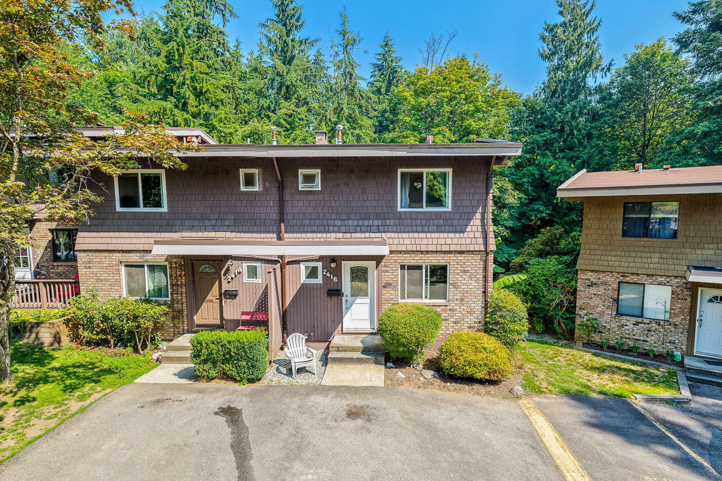 241B-Evergreen-Drive-College-Park-Port-Moody-Carolyn-Pogue-Best-Port-Moody-Real-Estate-Agent-29.png