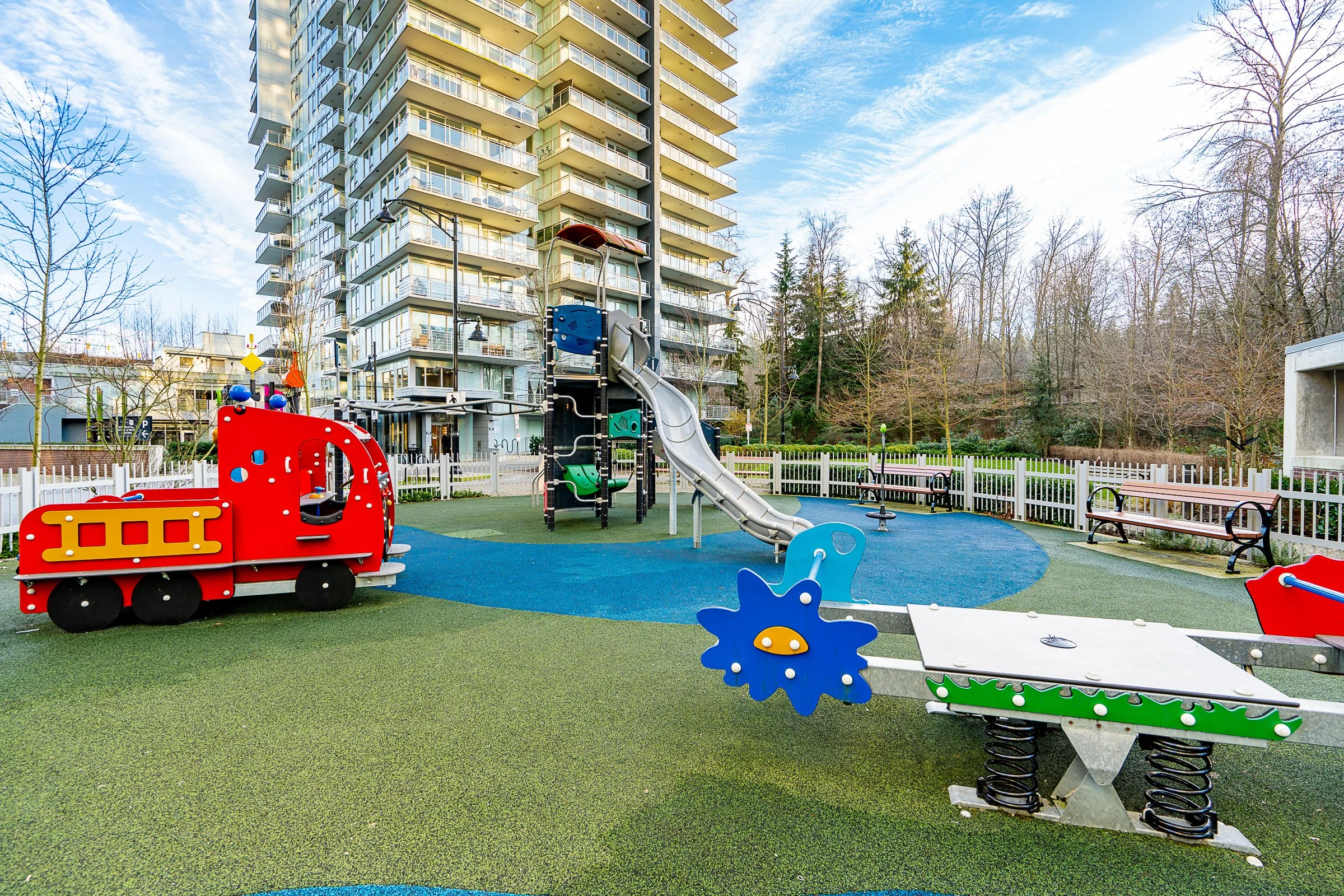 707-305-Morrissey-Road-The-Grande-Suter-Brook-Village-Port-Moody-Carolyn-Pogue-Best-Port-Moody-Real-Estate-Agent-37.jpg
