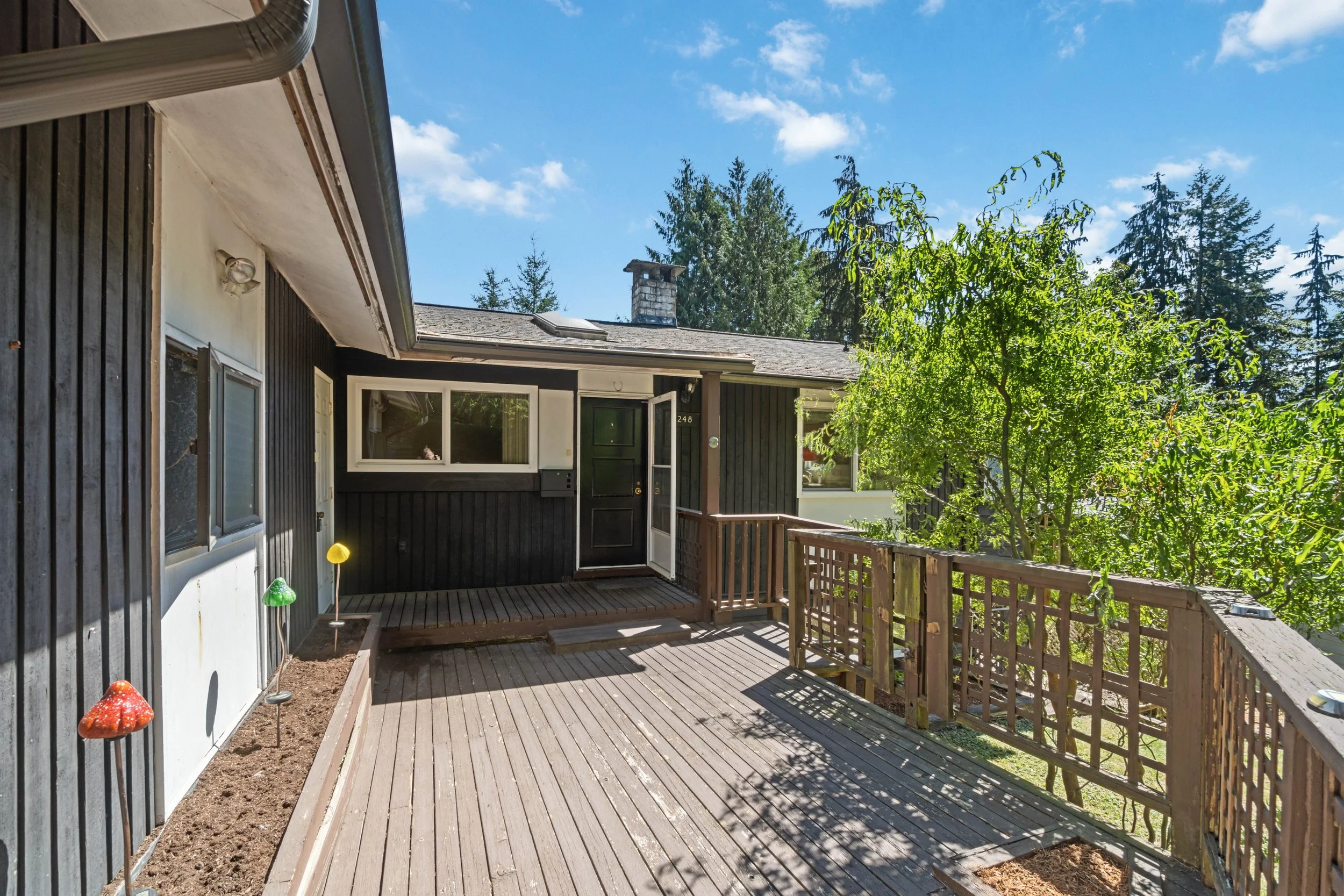 248-College-Park-Way-Port-Moody-Homes-For-Sale-Carolyn-Pogue-Top-Port-Moody-Real-Estate-Agent-04.jpg