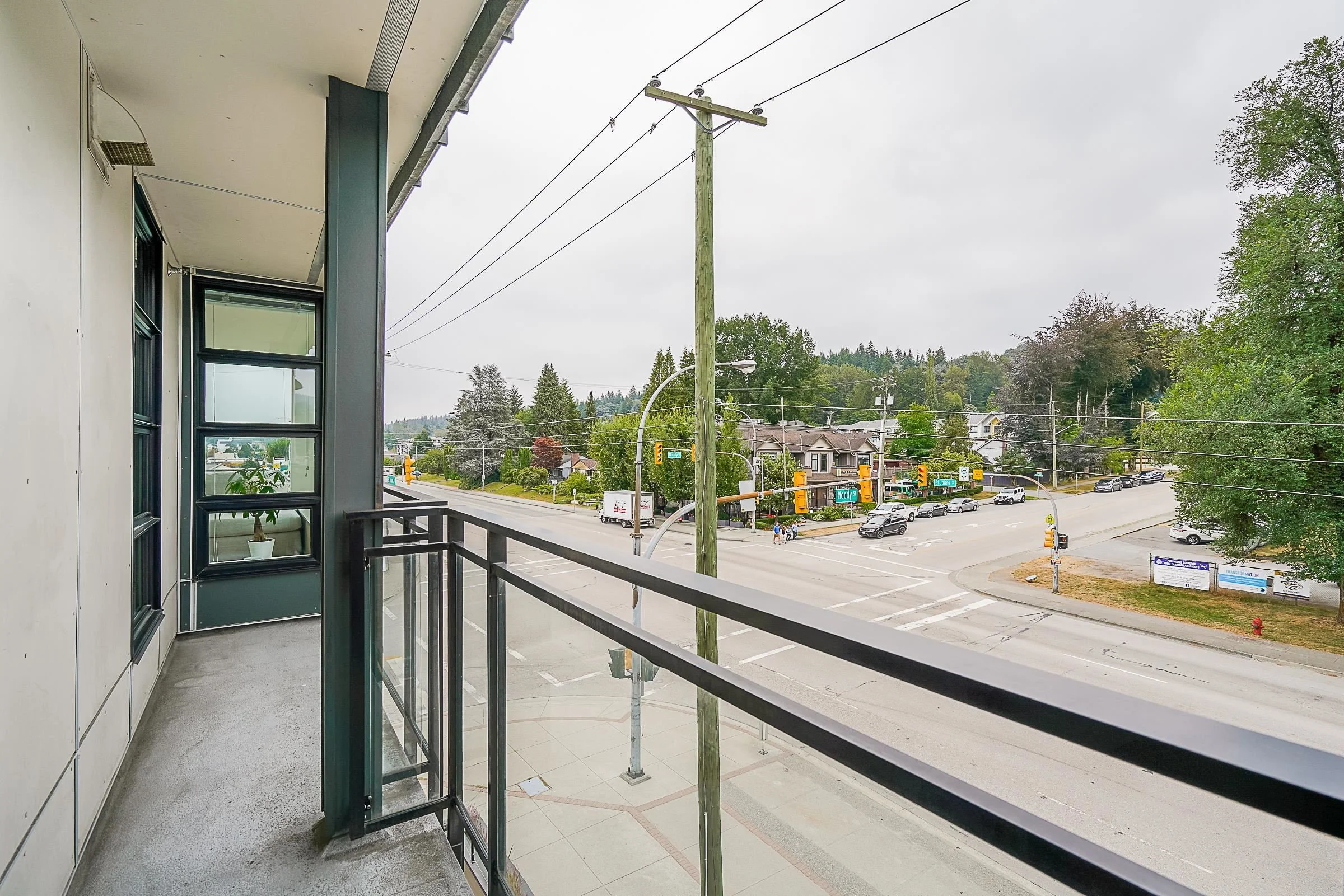 402-95-Moody-Street-Port-Moody-Condo-Carolyn-Pogue-Top-Port-Moody-Real-Estate-Agent-21.jpeg