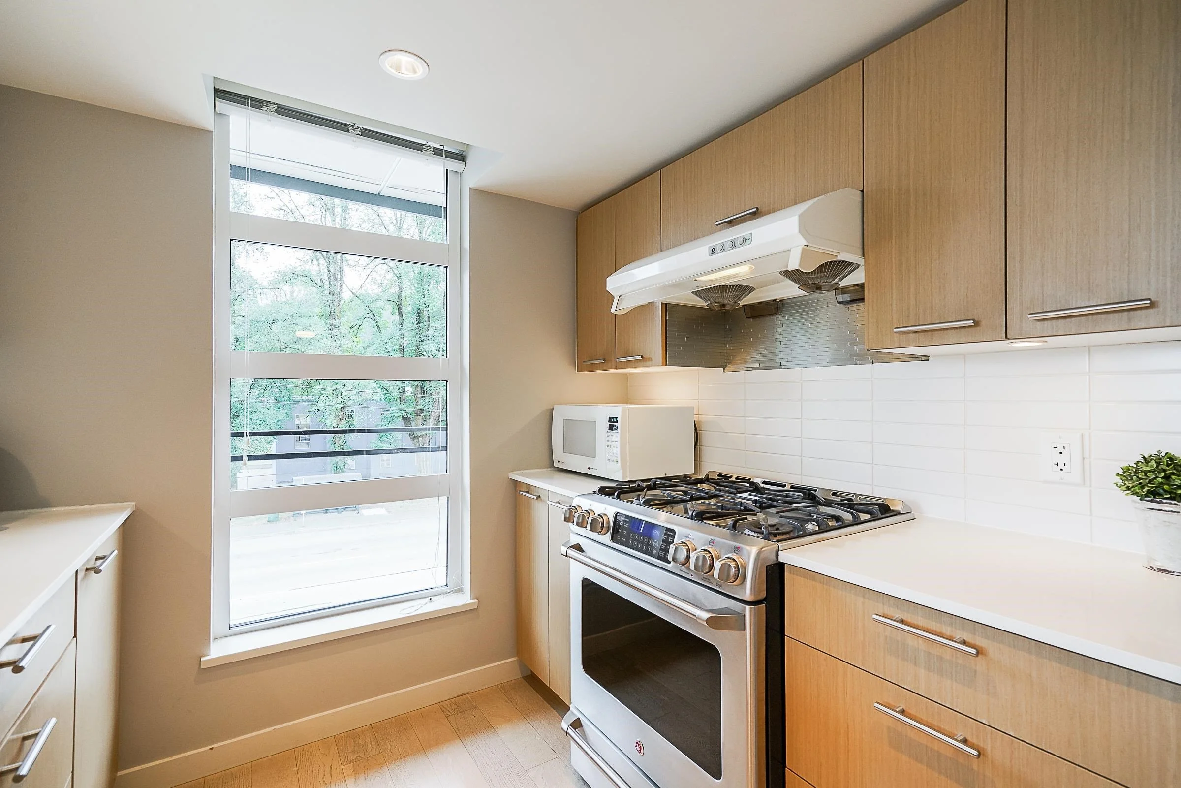 402-95-Moody-Street-Port-Moody-Condo-Carolyn-Pogue-Top-Port-Moody-Real-Estate-Agent-9.jpeg