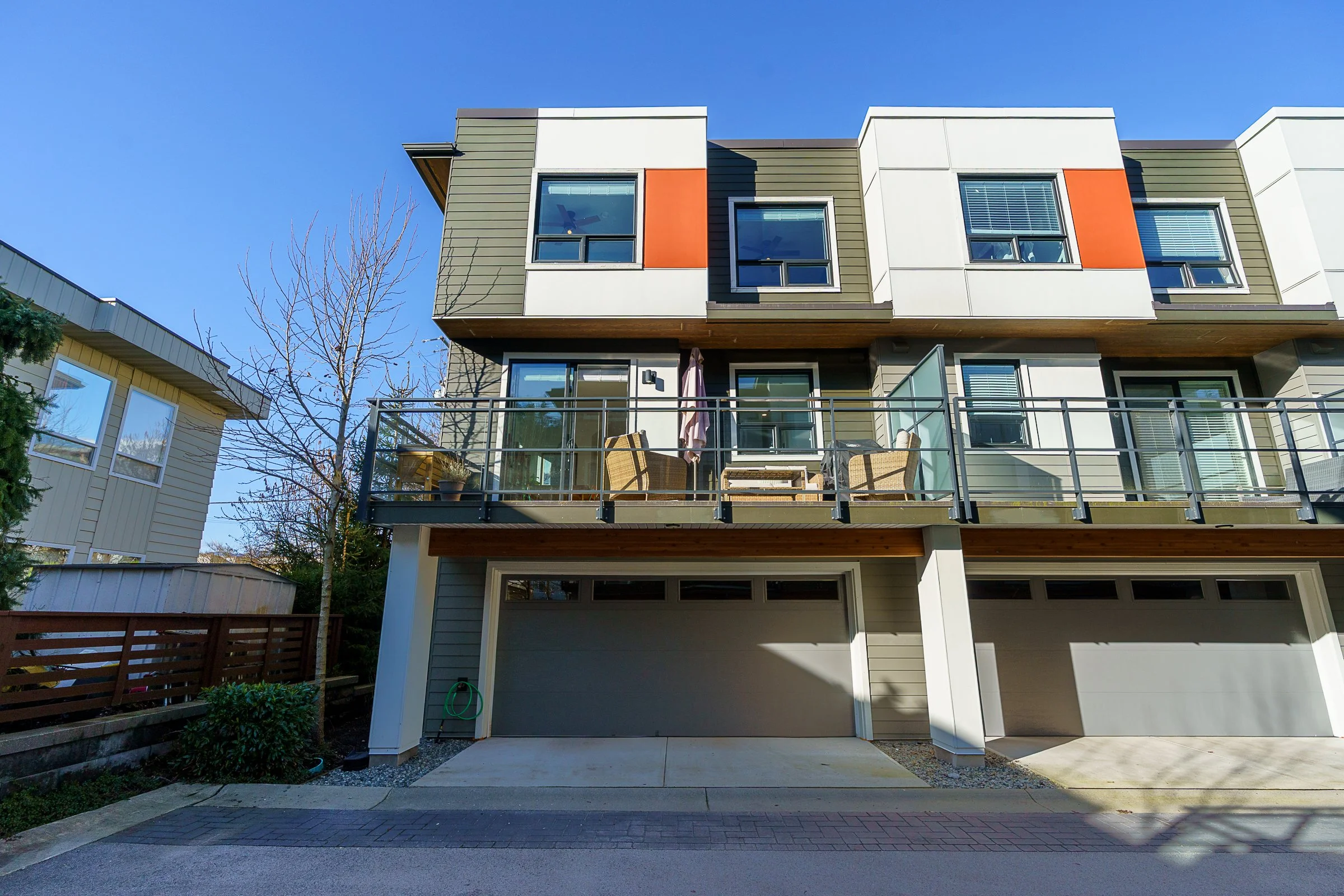 Port-Moody-Townhome-Carolyn-Pogue-Best-Port-Moody-Real-Estate-Agent-101-3021-St-George-Street-Port-Moody-31.jpg
