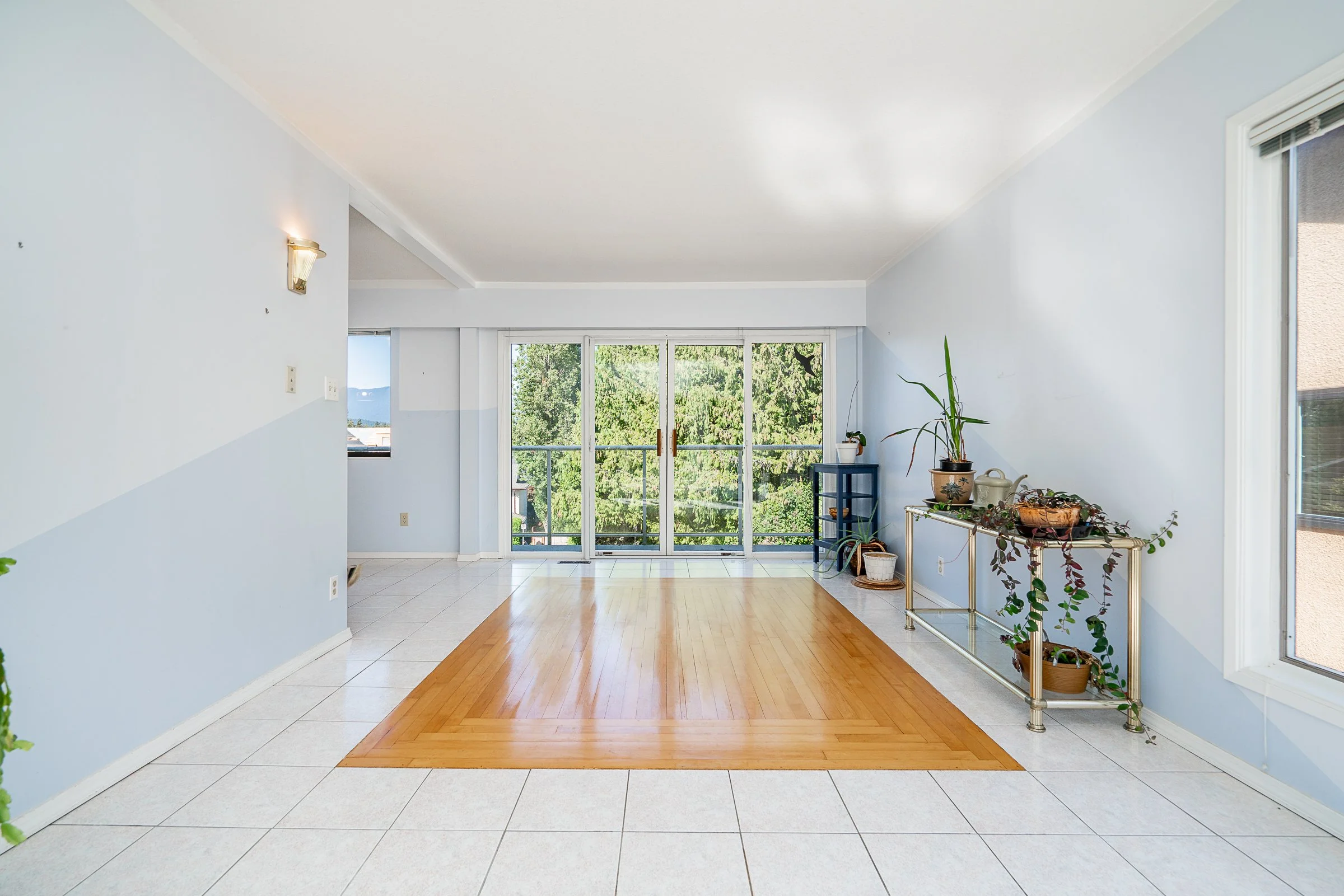 5-Tuxedo-Place-Port-Moody-Carolyn-Pogue-Best-Port-Moody-Real-Estate-Agent-13.jpg
