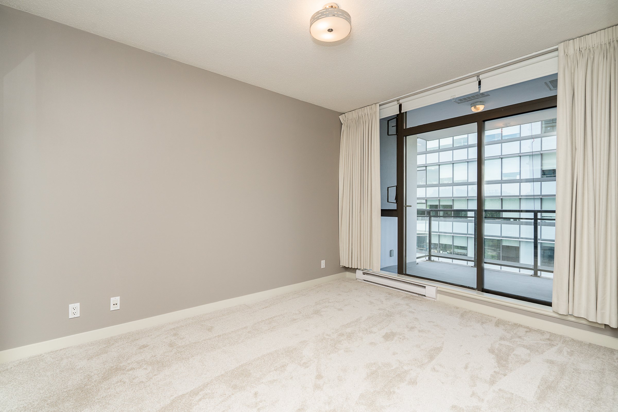 709-400-Capilano-Road-Suter-Brook-Village-Port-Moody-Carolyn-Pogue-Best-Port-Moody-Real-Estate-Agent-30.jpg