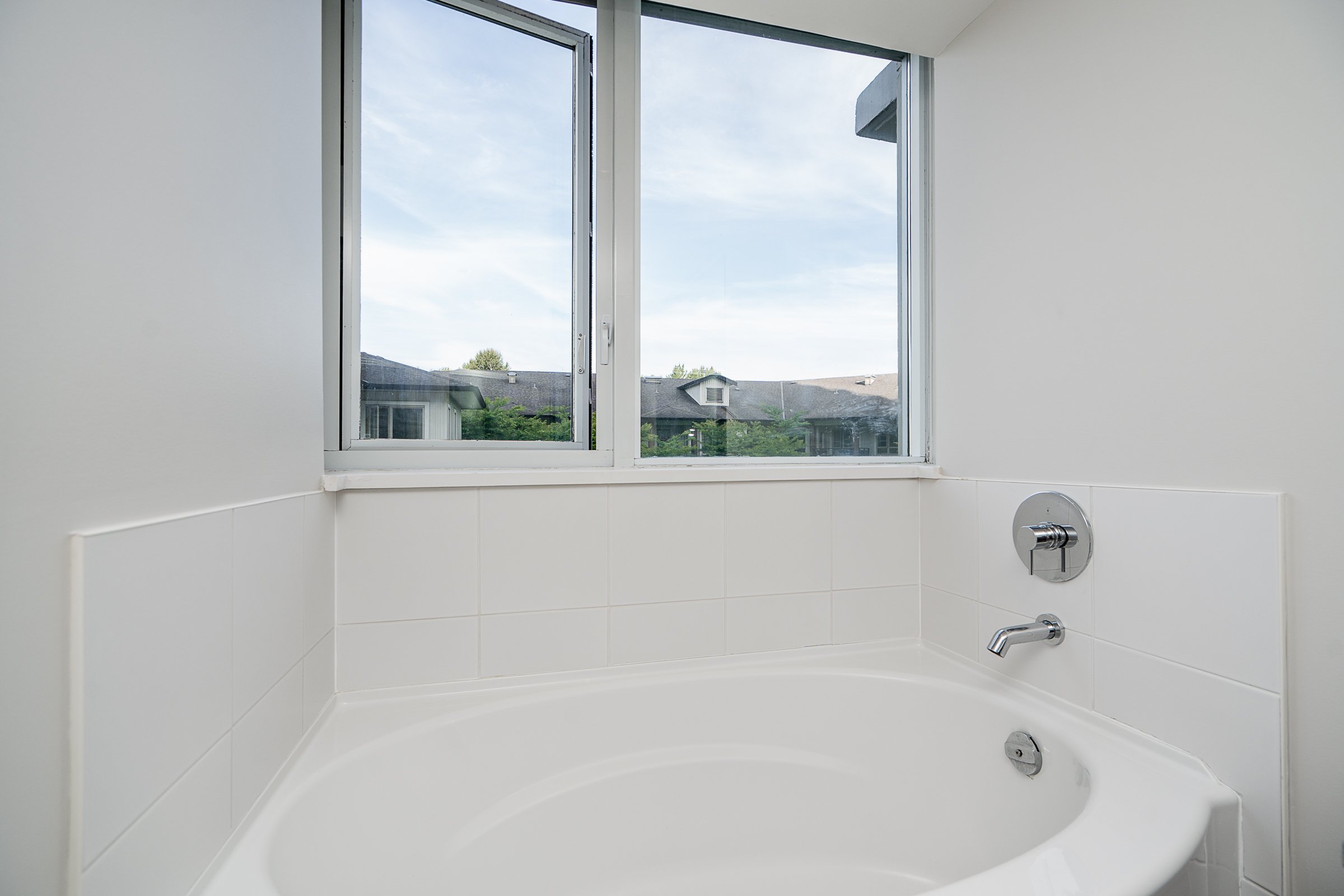 503-660-Nootka-Way-Nahanni-Klahanie-Condo-Port-Moody-Carolyn-Pogue-Best-Port-Moody-Real-Estate-Agent-18.jpg