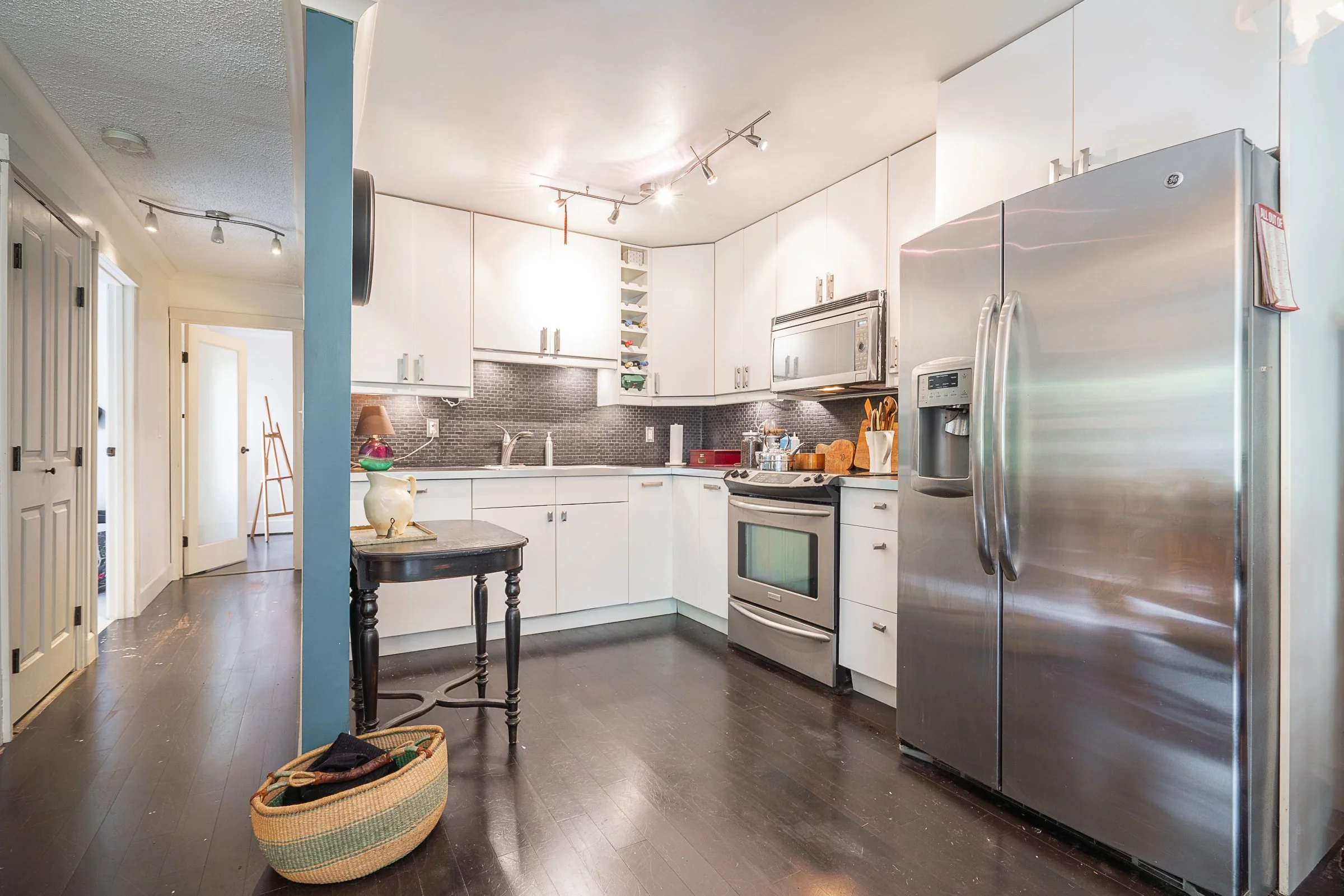2-303-Afton-Lane-Port-Moody-Carolyn-Pogue-Best-Port-Moody-Real-Estate-Agent-4.jpg