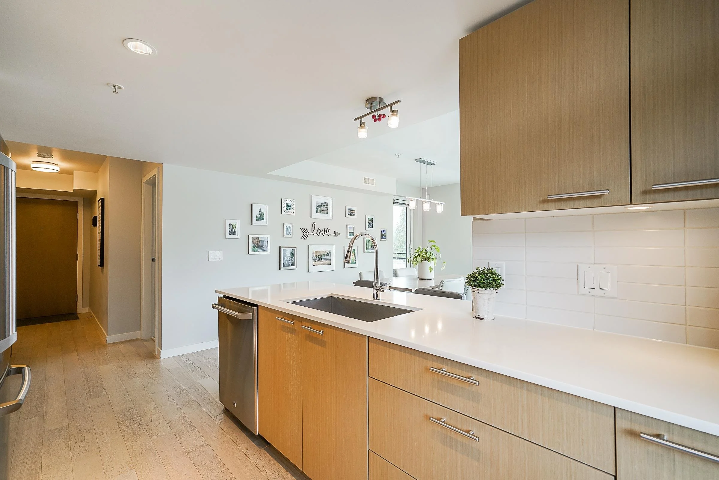402-95-Moody-Street-Port-Moody-Condo-Carolyn-Pogue-Top-Port-Moody-Real-Estate-Agent-10.jpeg