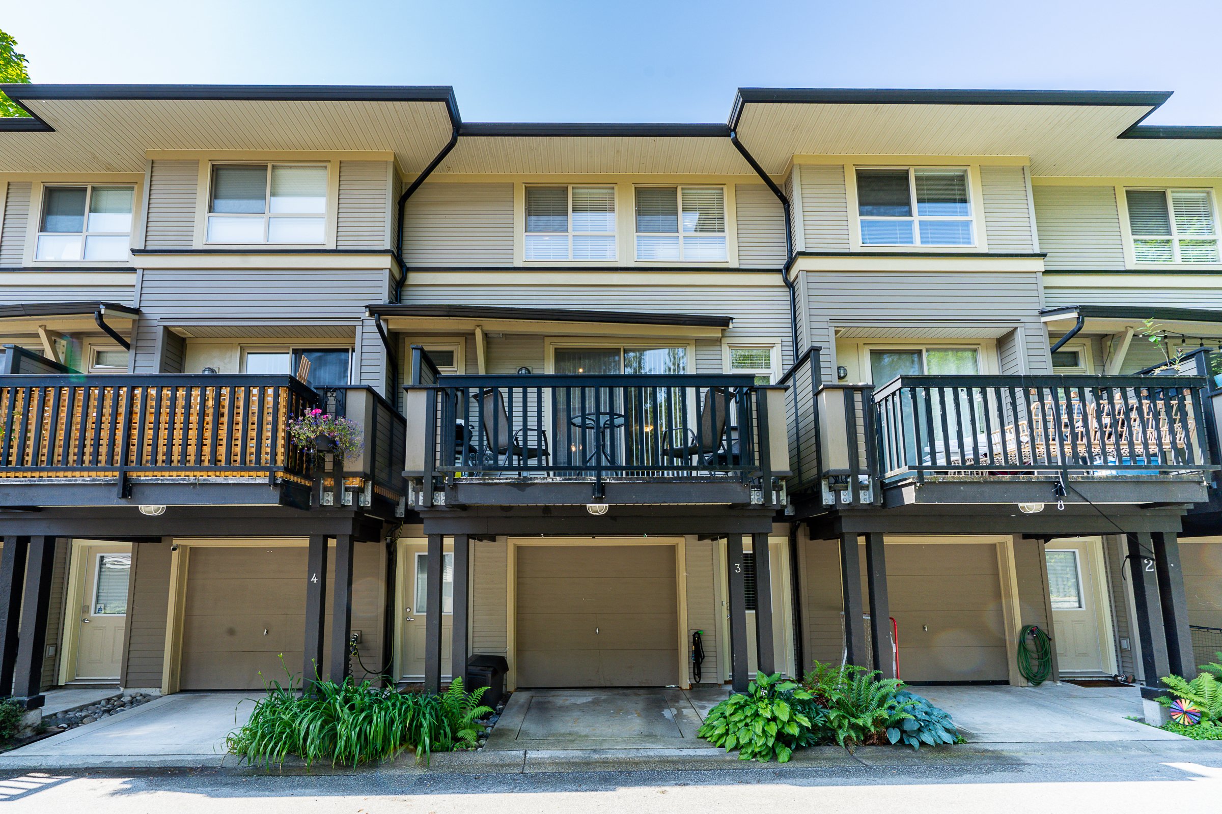 3-100-Klahanie-Drive-Port-Moody-Carolyn-Pogue-Best-Port-Moody-Real-Estate-Agent-in-Klahanie-29.jpg