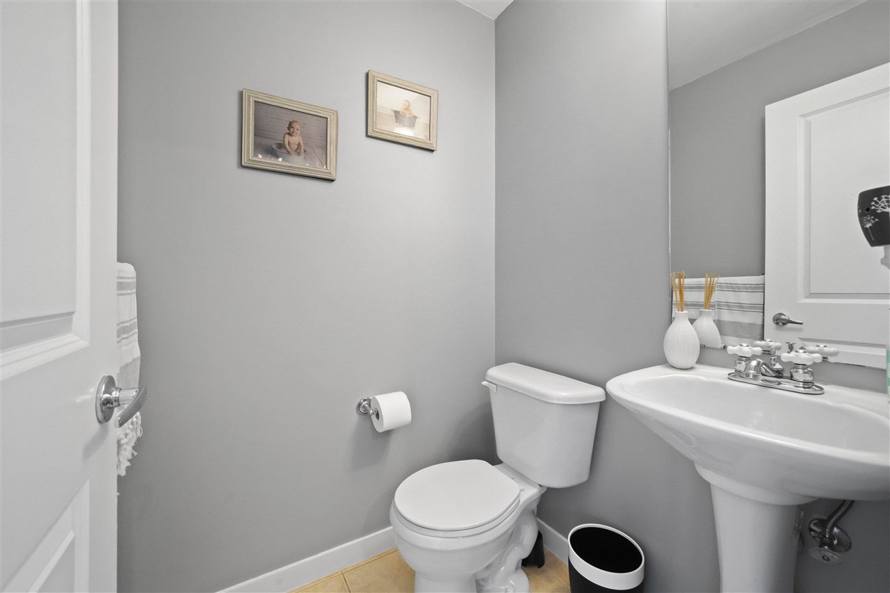5-100-Klahanie-Drive-Port-Moody-Townhome-Carolyn-Pogue-Top-Port-Moody-Real-Estate-Agent-13.jpeg