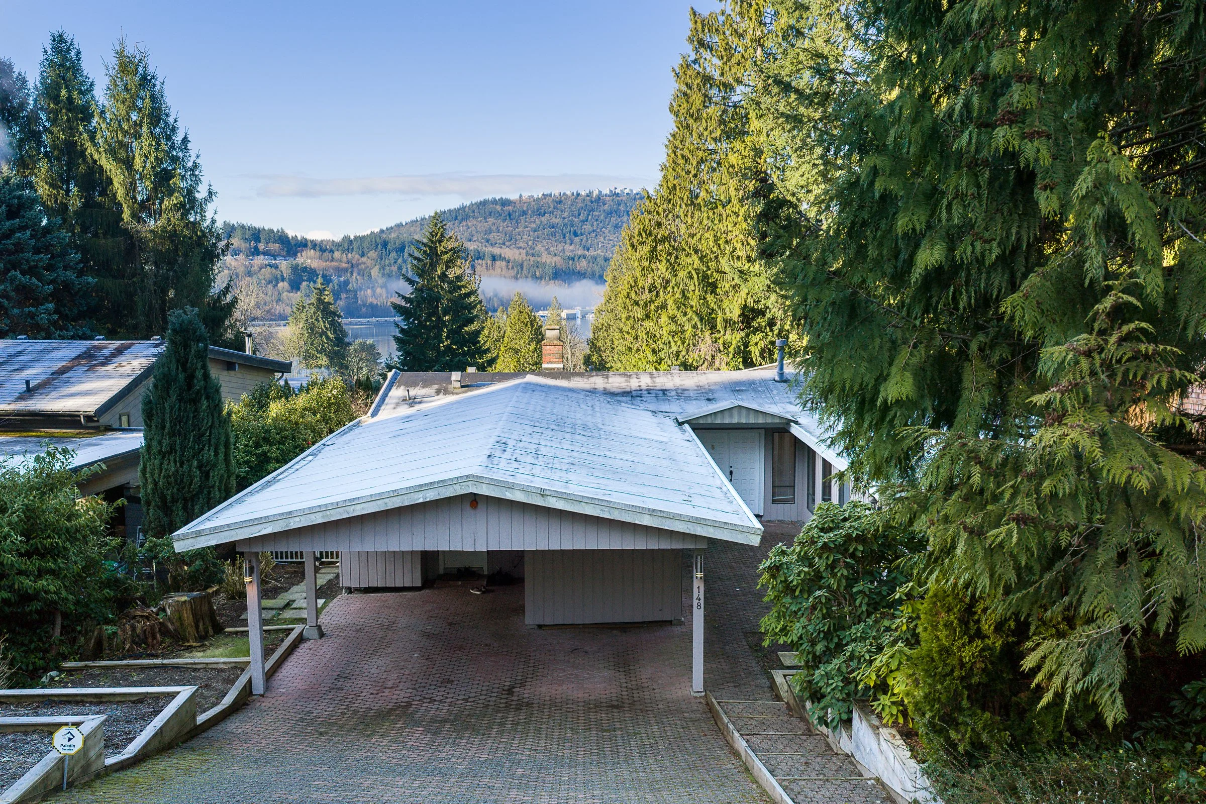 148-Roe-Drive-Port-Moody-Carolyn-Pogue-Best-Port-Moody-Real-Estate-Agent-60.jpg