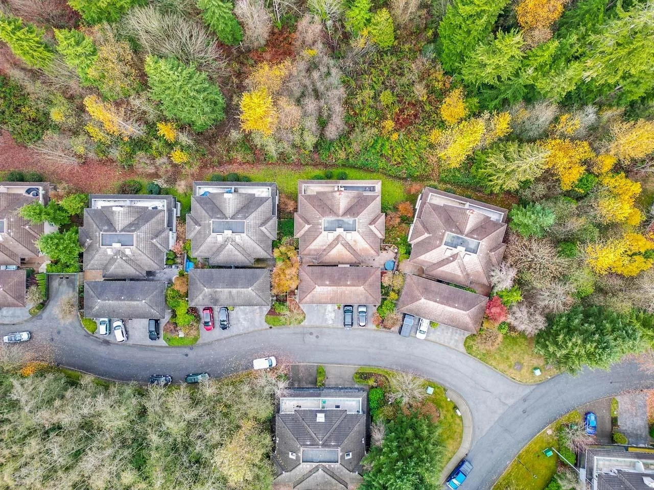 70-Shoreline-Circle-College-Park-Townhome-Port-Moody-Carolyn-Pogue-Top-Port-Moody-Real-Estate-Agent-27.jpeg