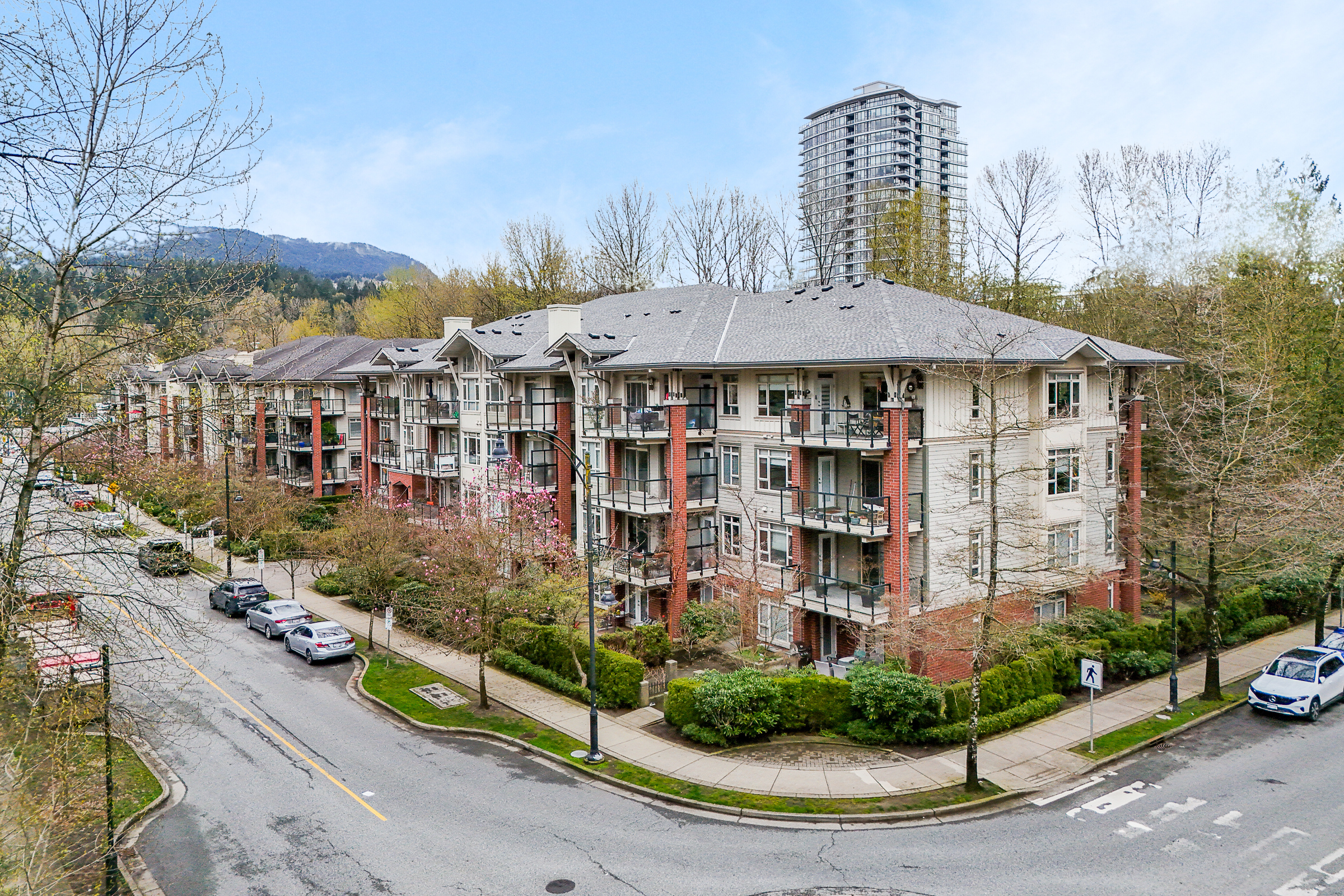 305-200-Capilano-Road-Suter-Brook-Village-Port-Moody-Carolyn-Pogue-Port-Moody-Real-Estate-Agent-1.png