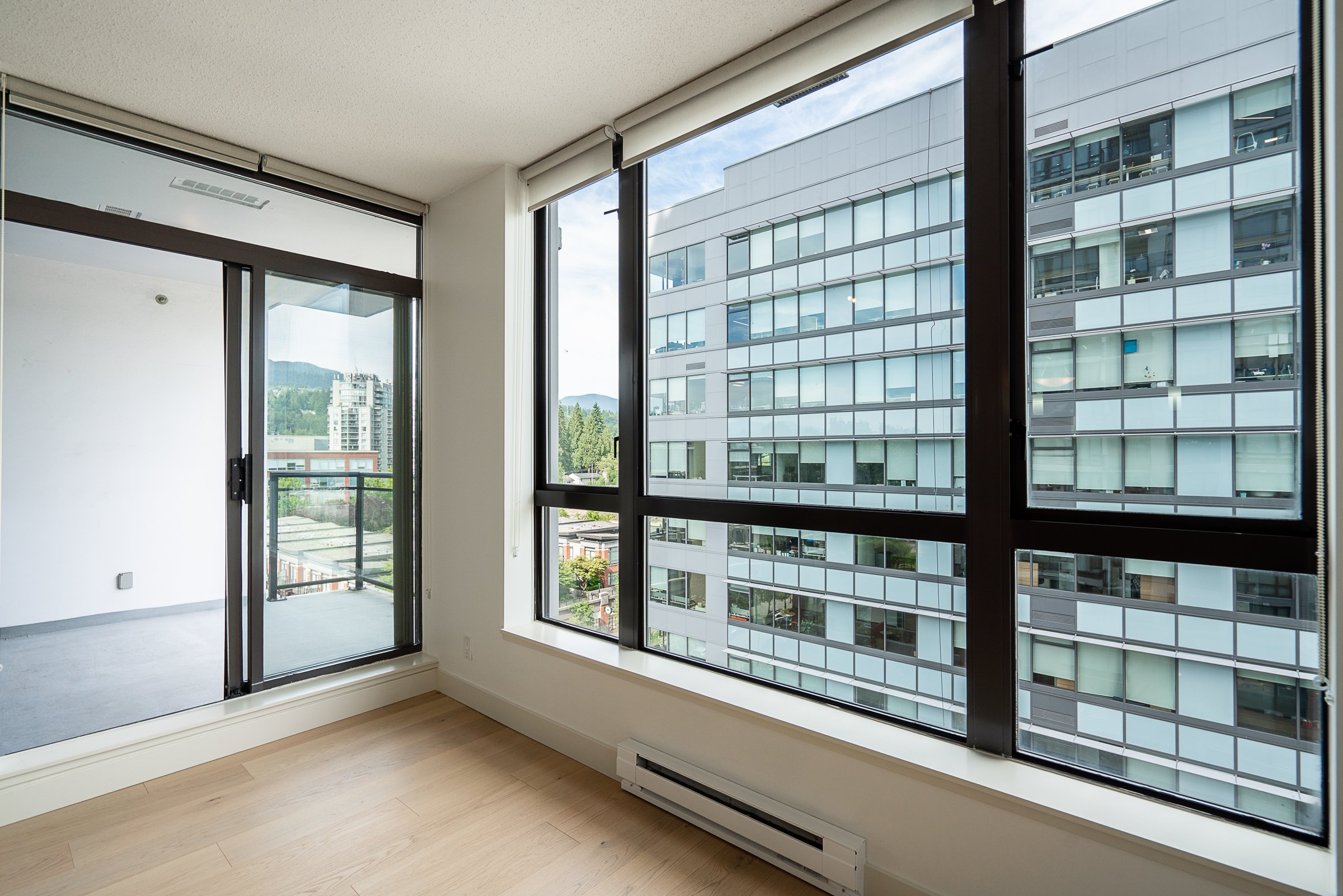 709-400-Capilano-Road-Suter-Brook-Village-Port-Moody-Carolyn-Pogue-Best-Port-Moody-Real-Estate-Agent-34.jpg