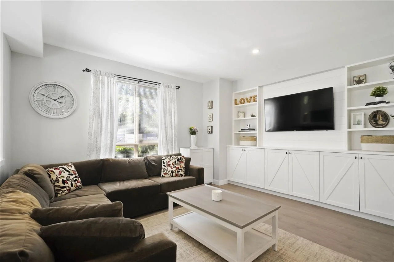 5-100-Klahanie-Drive-Port-Moody-Townhome-Carolyn-Pogue-Top-Port-Moody-Real-Estate-Agent-1.jpeg