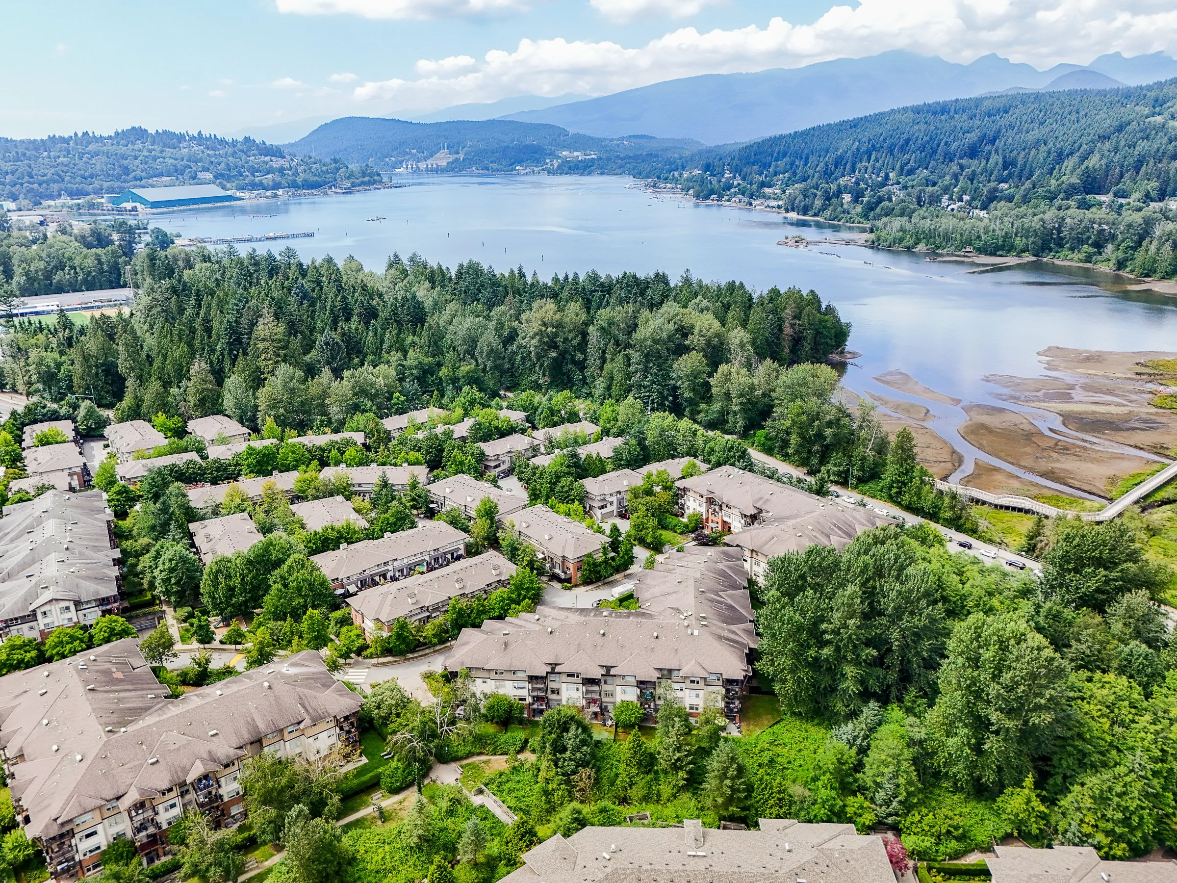 107-300-Klahanie-Drive-Port-Moody-Carolyn-Pogue-Best-Port-Moody-Real-Estate-Agent-Klahanie-Condo-39.jpg