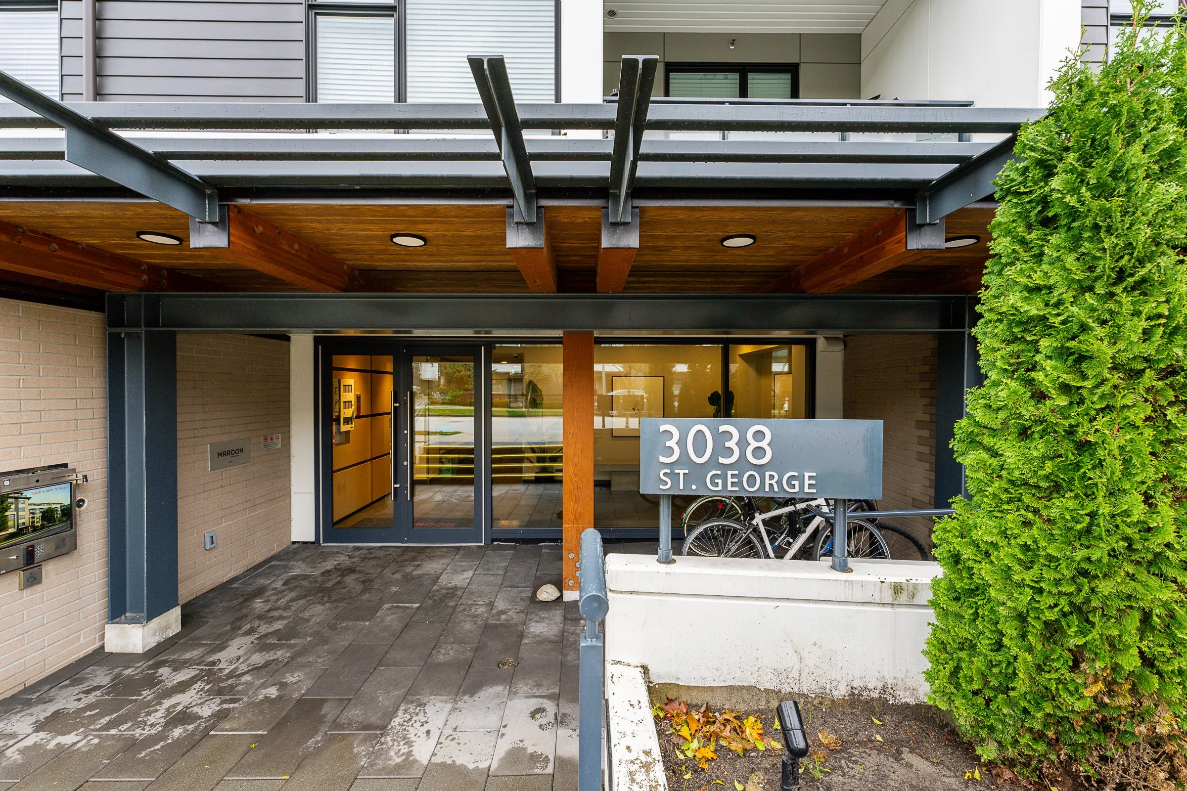 309-3038-St-George-Street-Carolyn-Pogue-Top-Port-Moody-Real-Estate-Agent-4.jpg