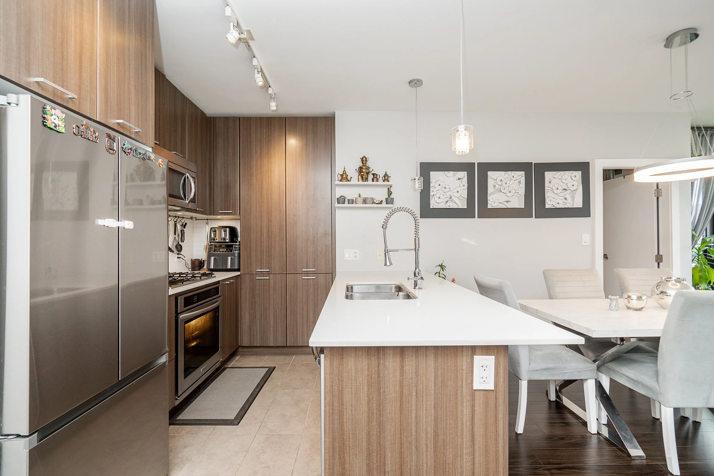 1704-301-Capilano-Road-Suter-Brook-Village-Port-Moody-Carolyn-Pogue-Best-Port-Moody-Real-Estate-Agent-The-Residences-5.jpg