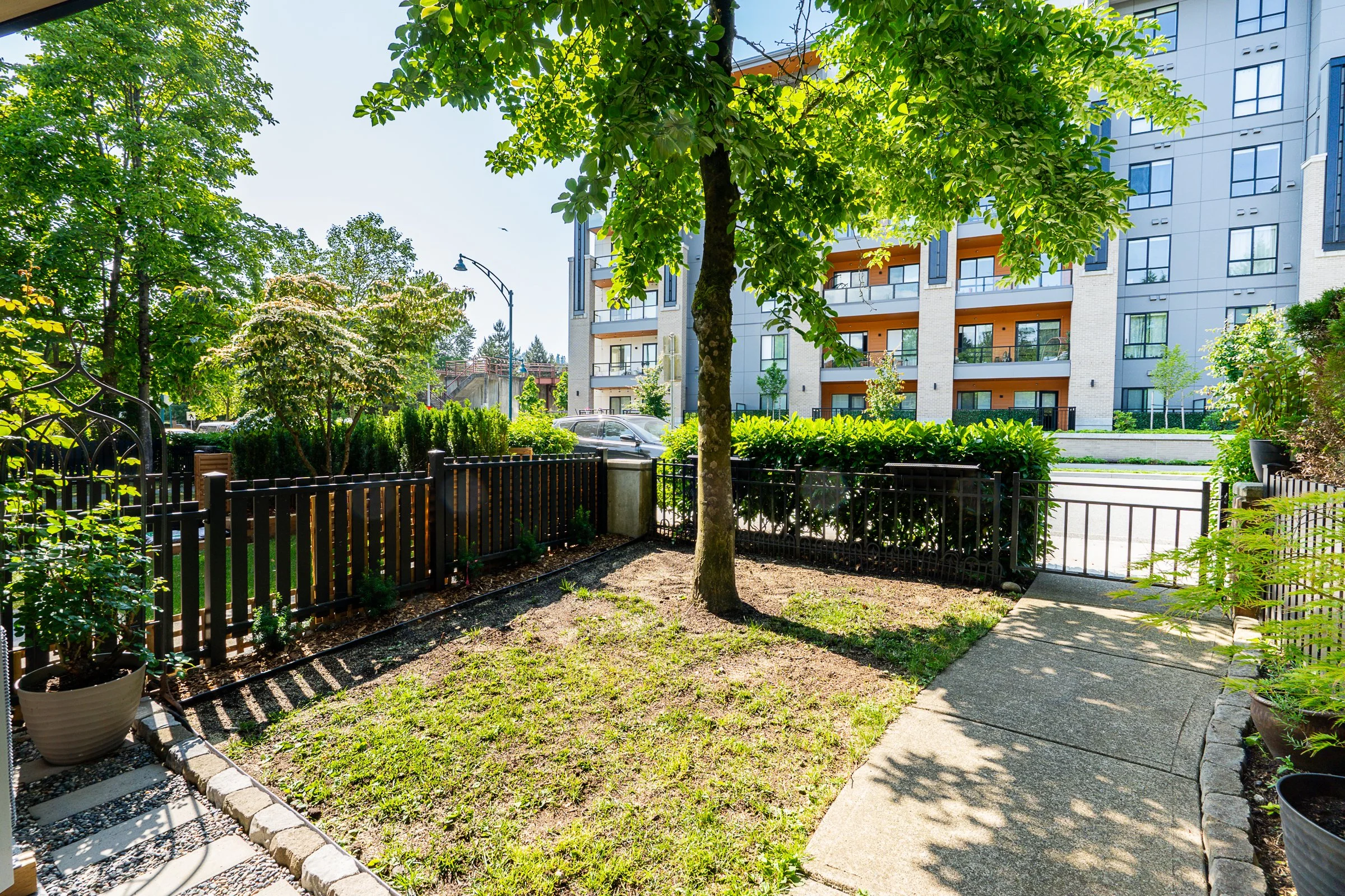 3-100-Klahanie-Drive-Port-Moody-Carolyn-Pogue-Best-Port-Moody-Real-Estate-Agent-in-Klahanie-28.jpg