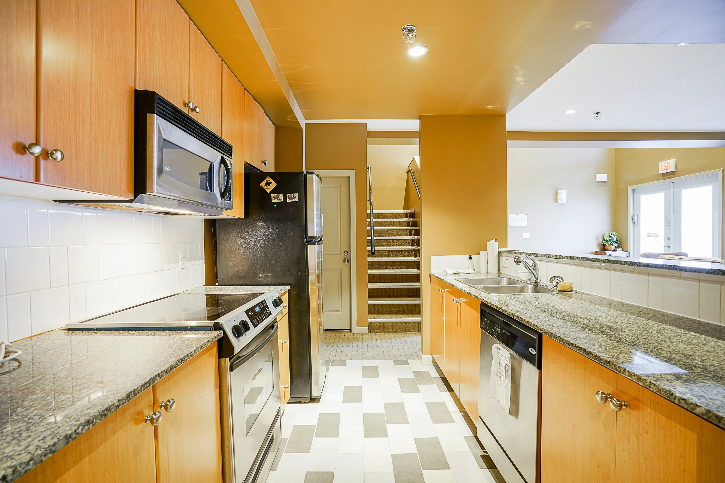 305-200-Capilano-Road-Port-Moody-Carolyn-Pogue-Port-Moody-Real-Estate-Agent-34.jpg