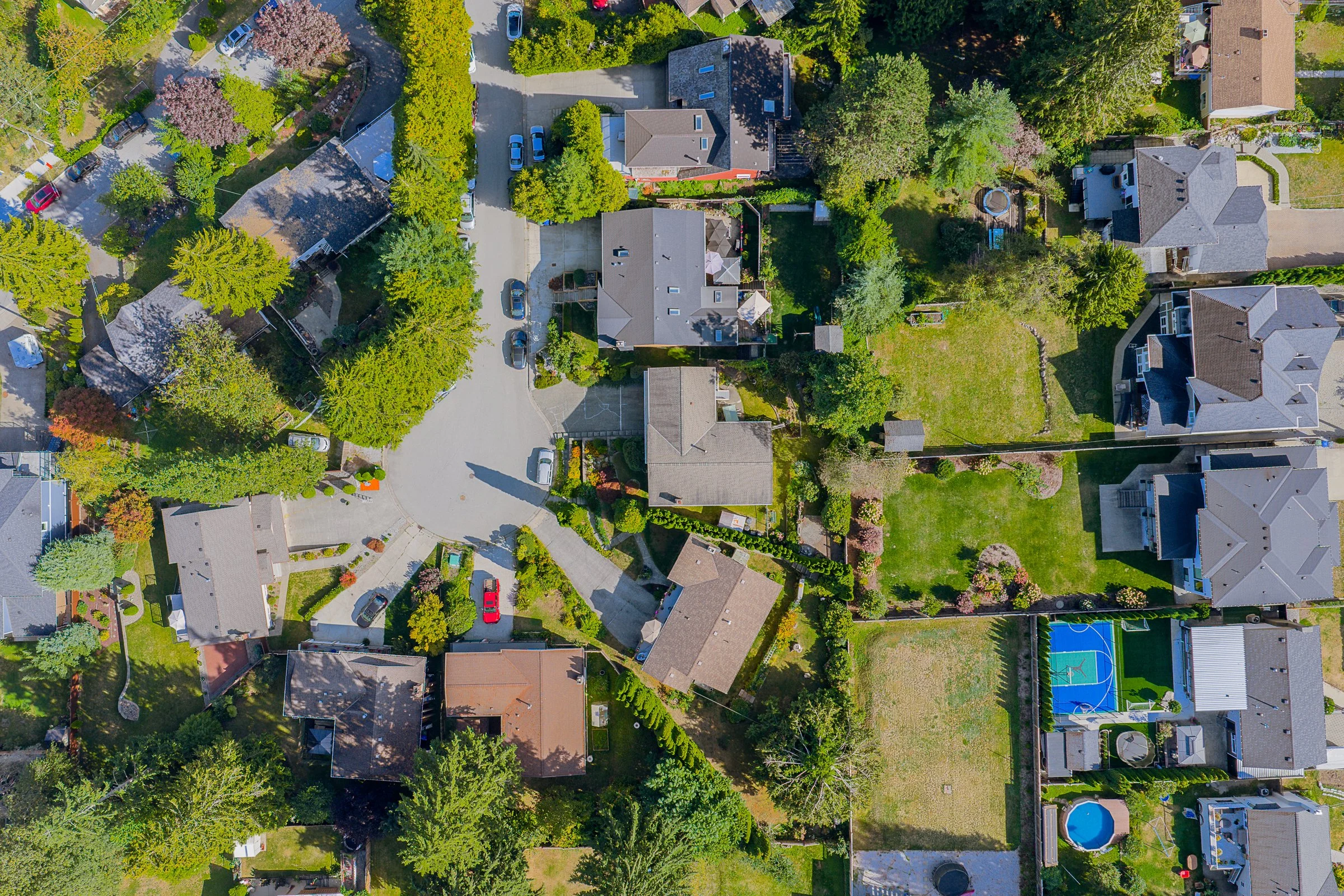 5-Tuxedo-Place-Port-Moody-Carolyn-Pogue-Best-Port-Moody-Real-Estate-Agent-41.jpg
