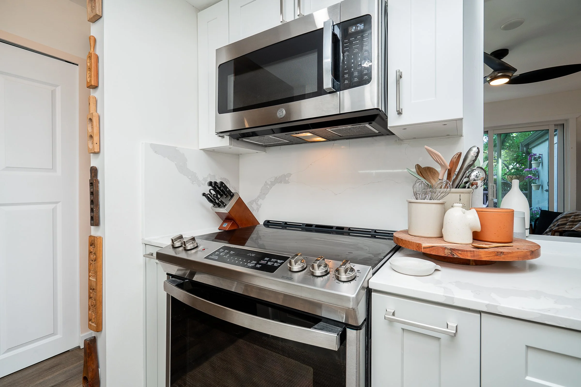 846-Blackstock-Road-Port-Moody-Townhome-For-Sale-Carolyn-Pogue-Best-Port-Moody-Real-Estate-Agent-13.jpg