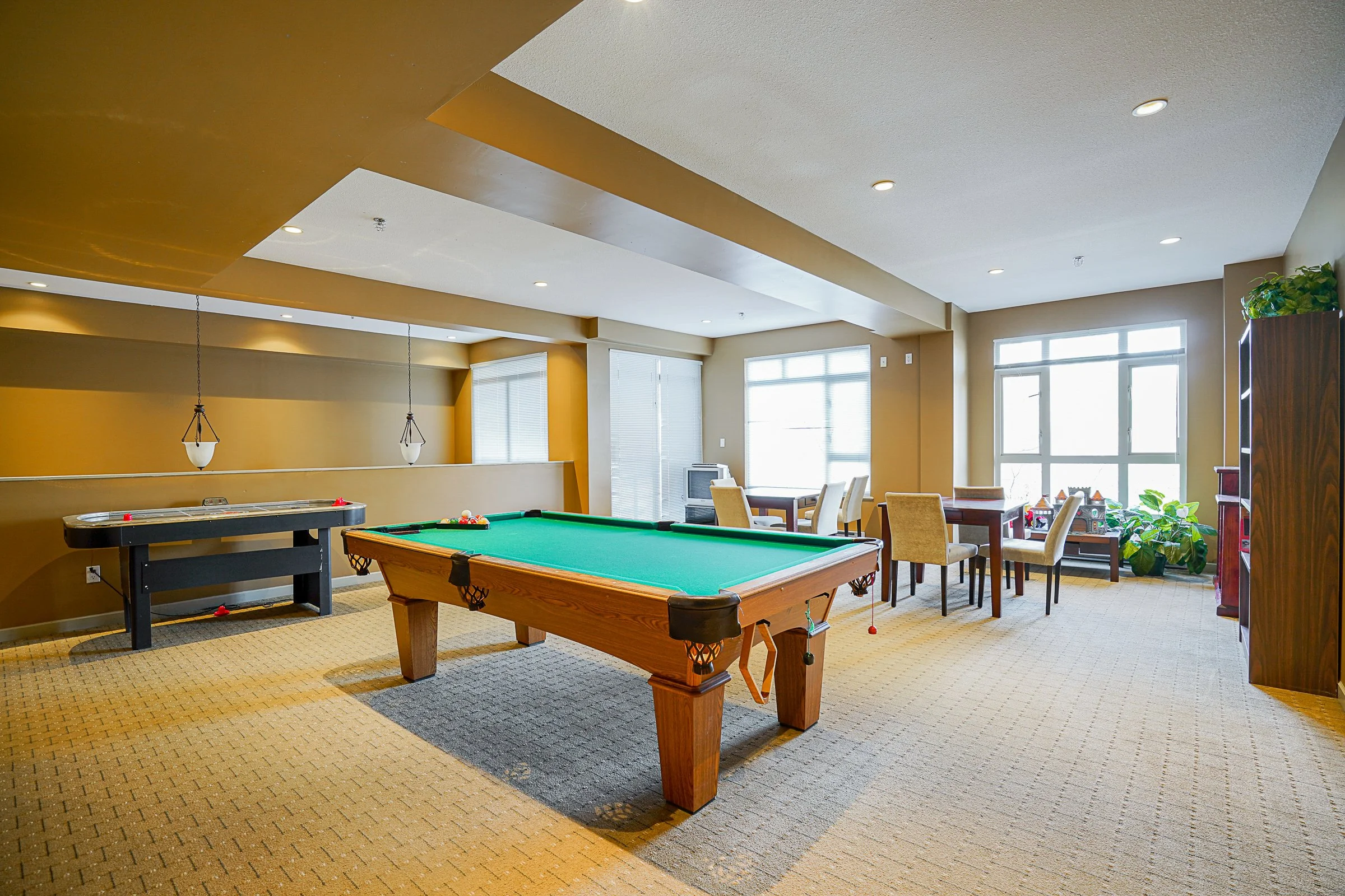 305-200-Capilano-Road-Port-Moody-Carolyn-Pogue-Port-Moody-Real-Estate-Agent-28.jpg