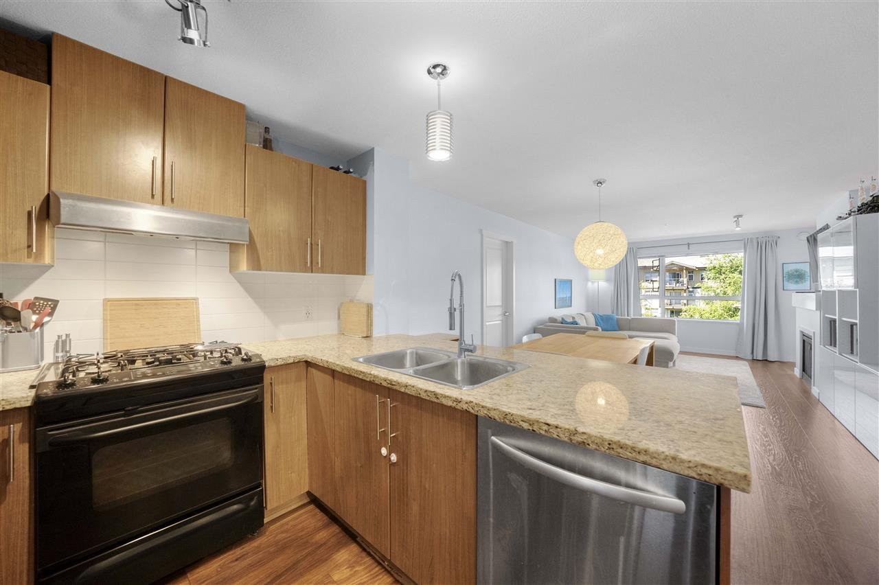 306-600-Klahanie-Drive-Port-Moody-Condo-Carolyn-Pogue-Top-Port-Moody-Real-Estate-Agent-4.jpeg