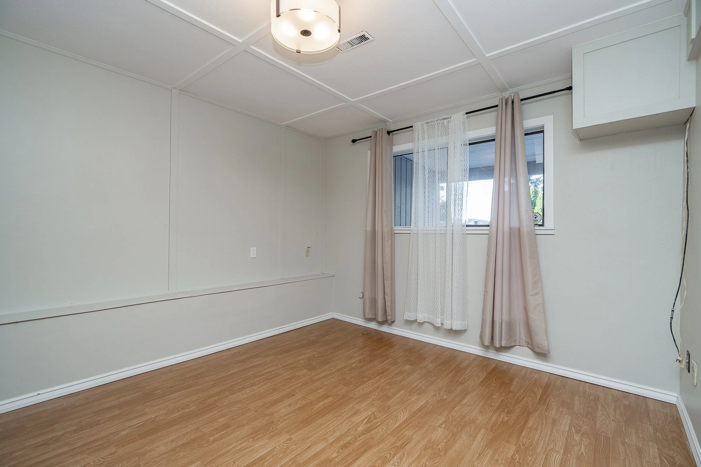 148-Roe-Drive-Port-Moody-Carolyn-Pogue-Best-Port-Moody-Real-Estate-Agent-34.jpg
