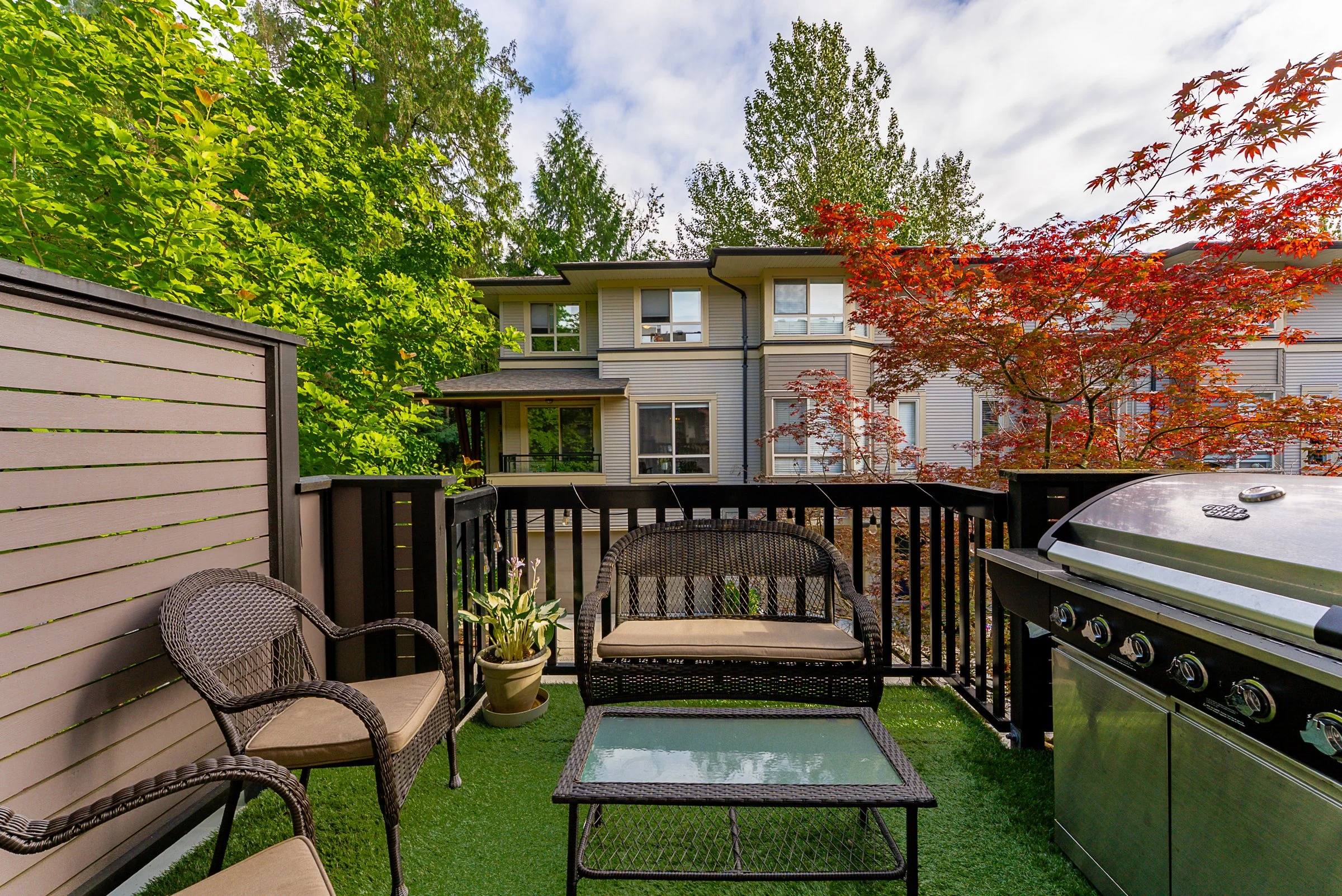 Klahanie-Townhome-For-Sale-17-100-Klahanie-Drive-Port-Moody-Carolyn-Pogue-Best-Port-Moody-Real-Estate-Agent-8.jpg