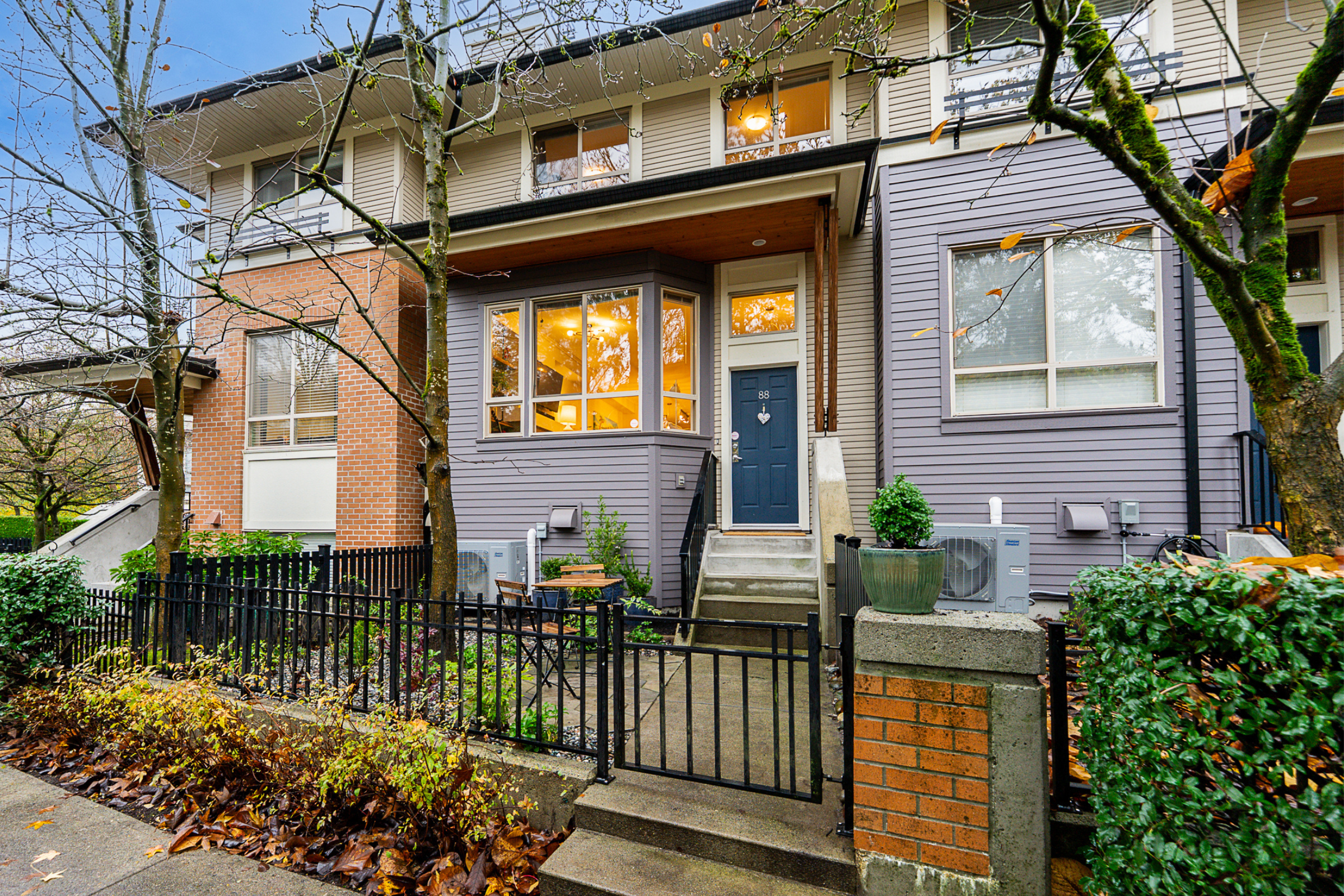 88-100-Klahanie-Drive-Port-Moody-Carolyn-Pogue-Best-Port-Moody-Real-Estate-Agent.png