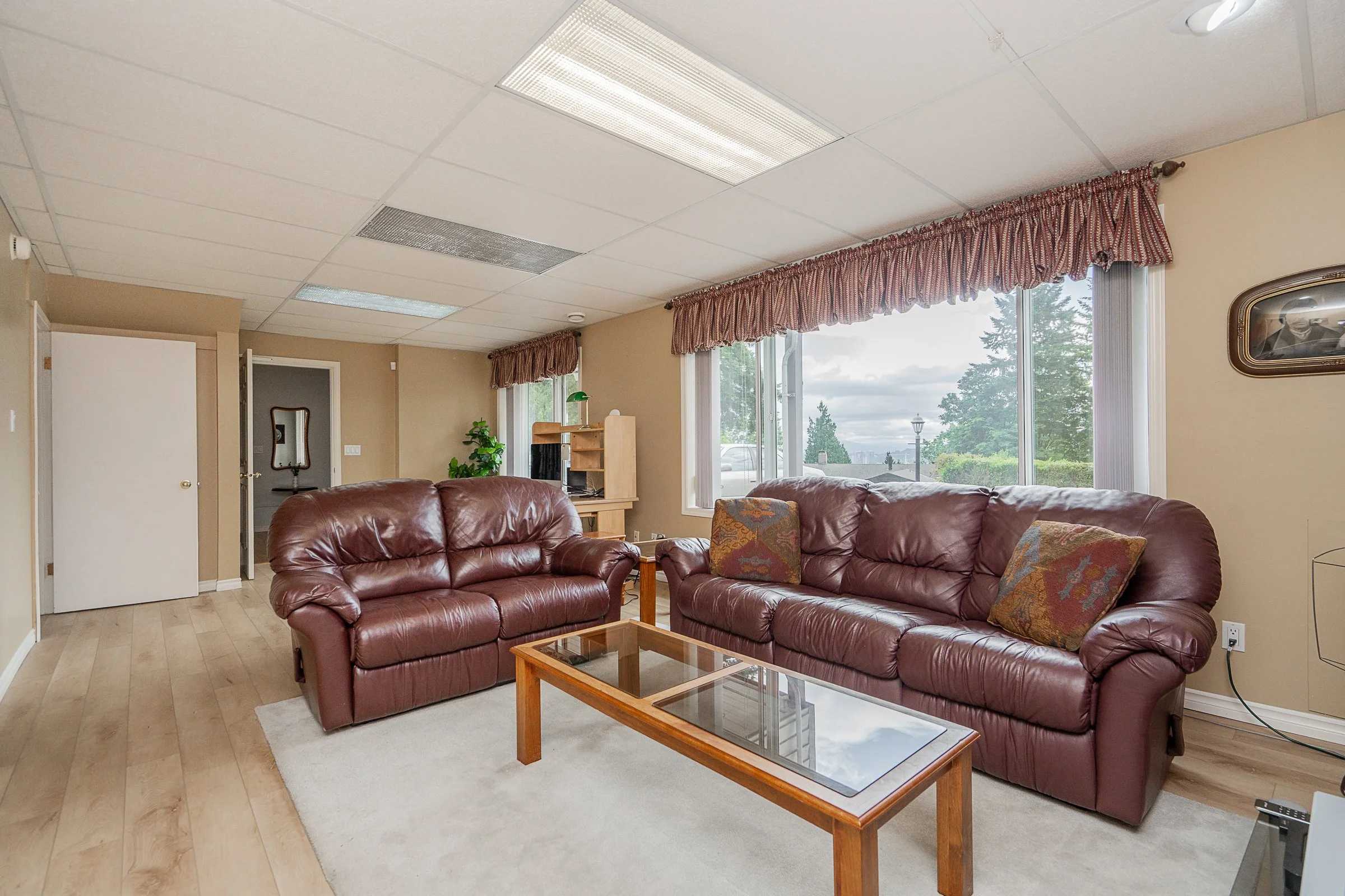 259-College-Park-Way-Port-Moody-Carolyn-Pogue-Best-College-Park-Port-Moody-Real-Estate-Agent-23.jpg