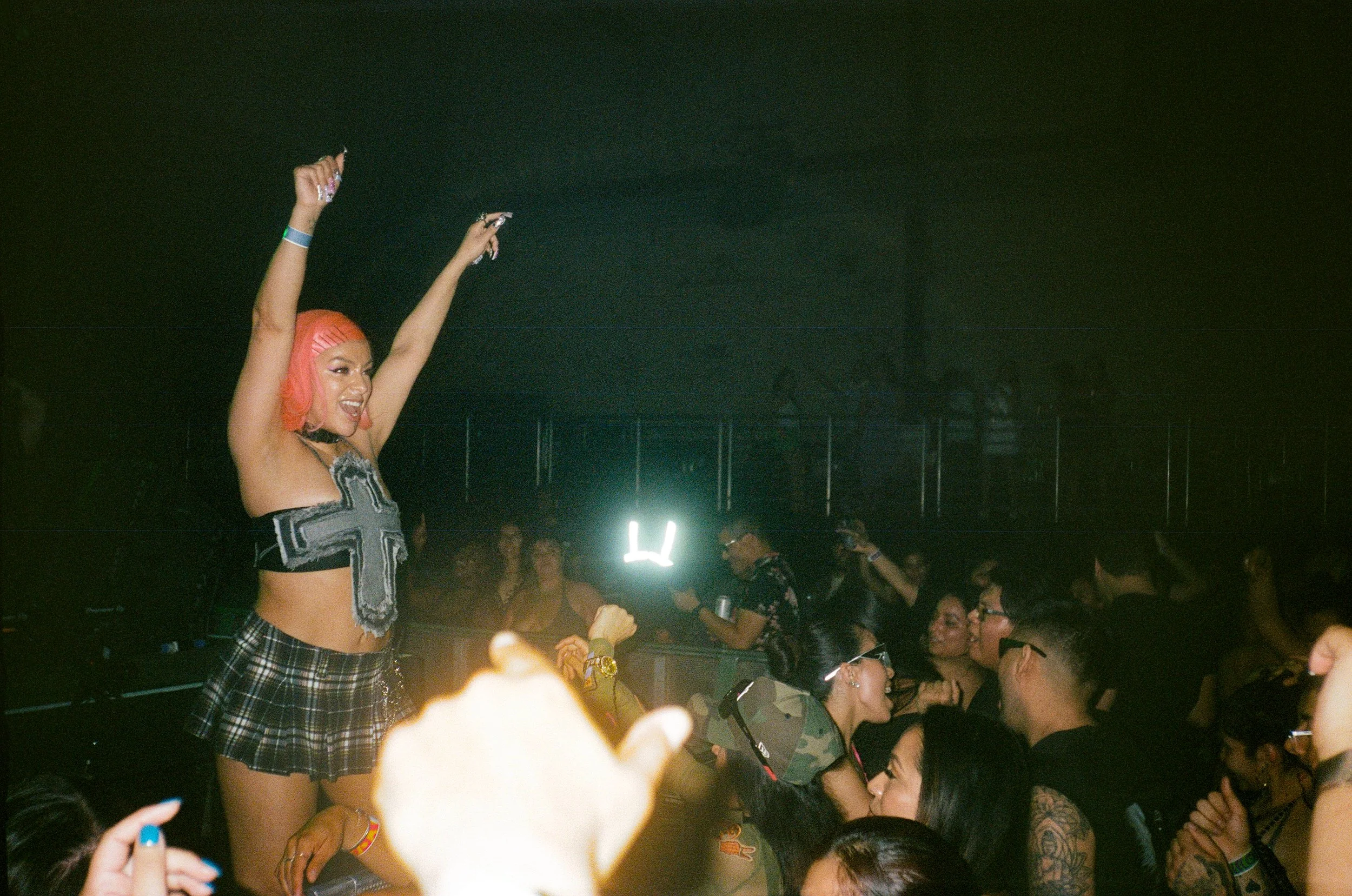 film_reggaetonrave-01.jpg