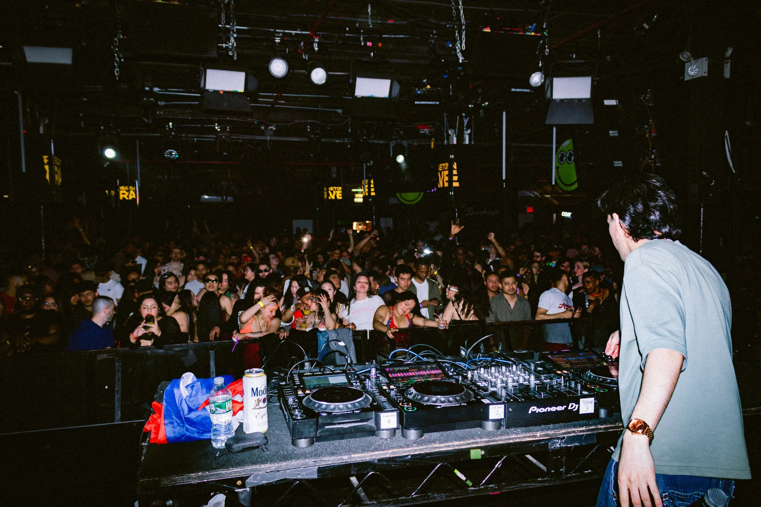 reggaetonrave-1.jpg