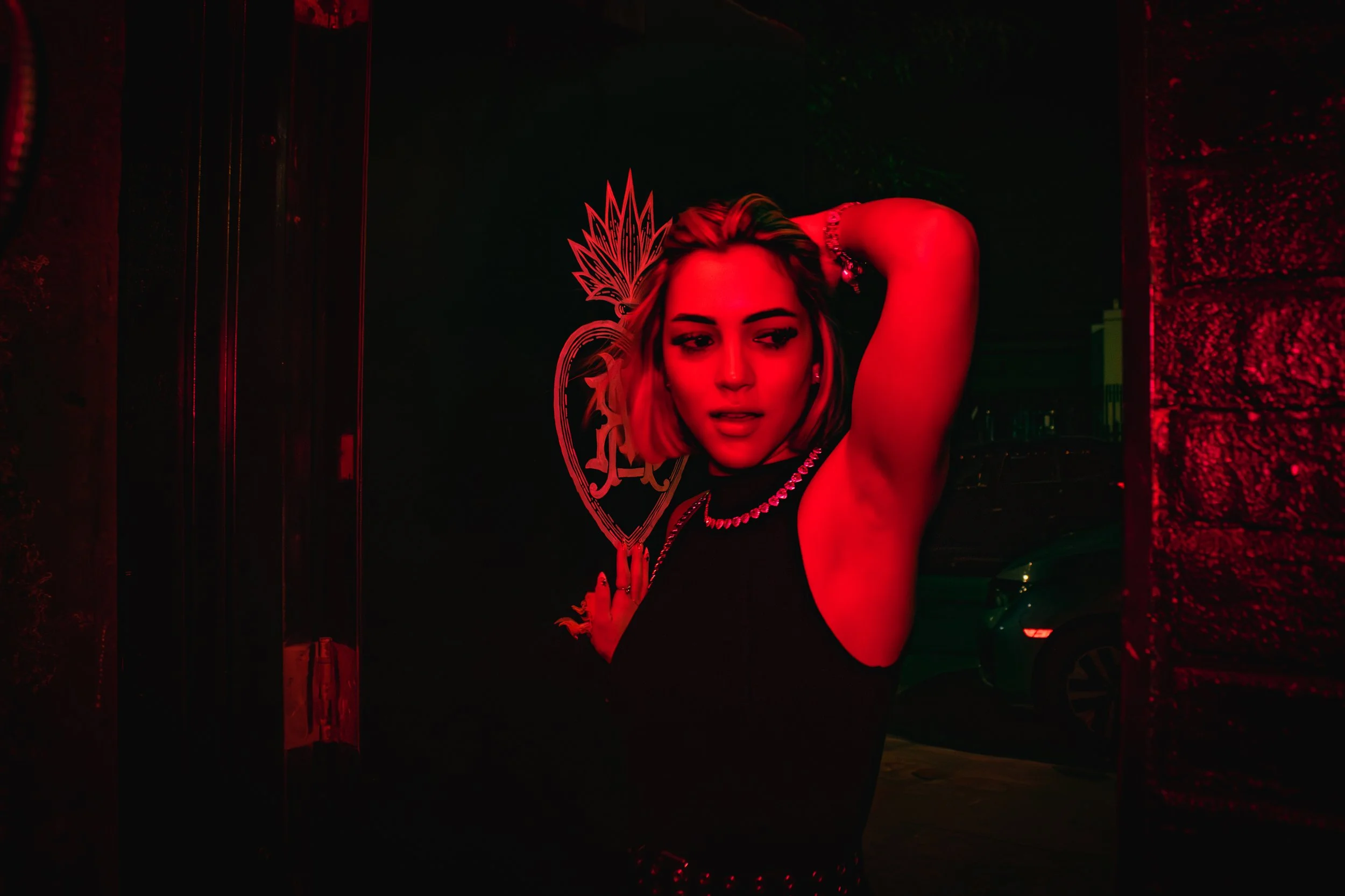 debajo del w - 8.29 promo-60.jpg