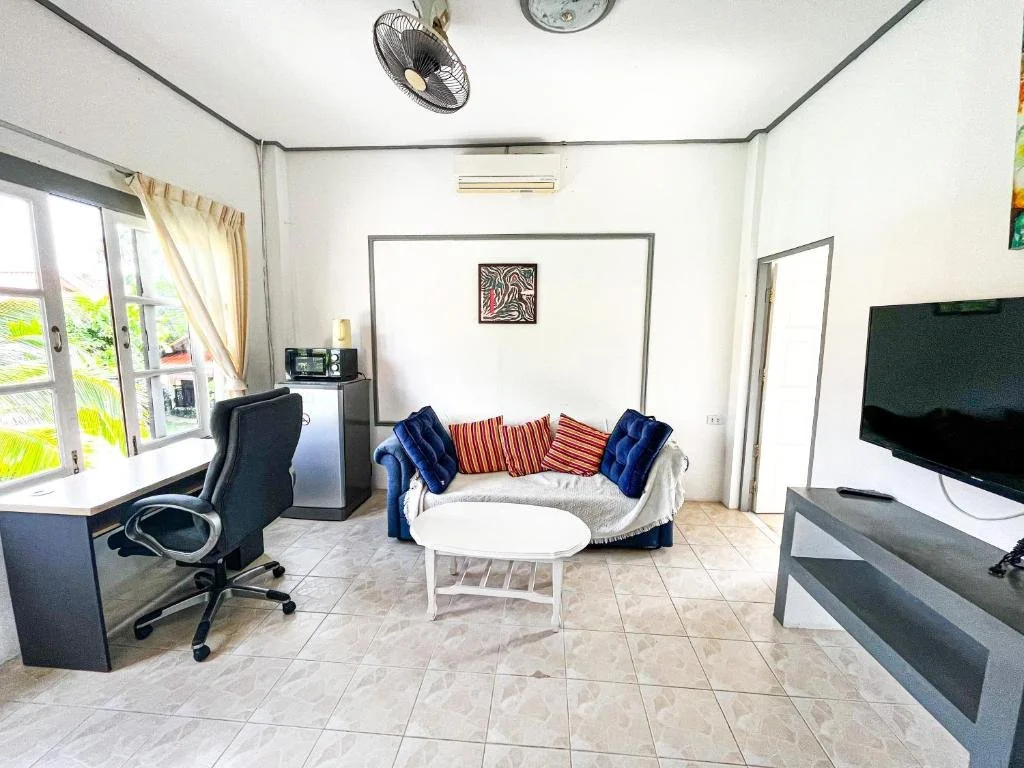 The Marigold Lifestyle Thailand Amy Village3.jpg